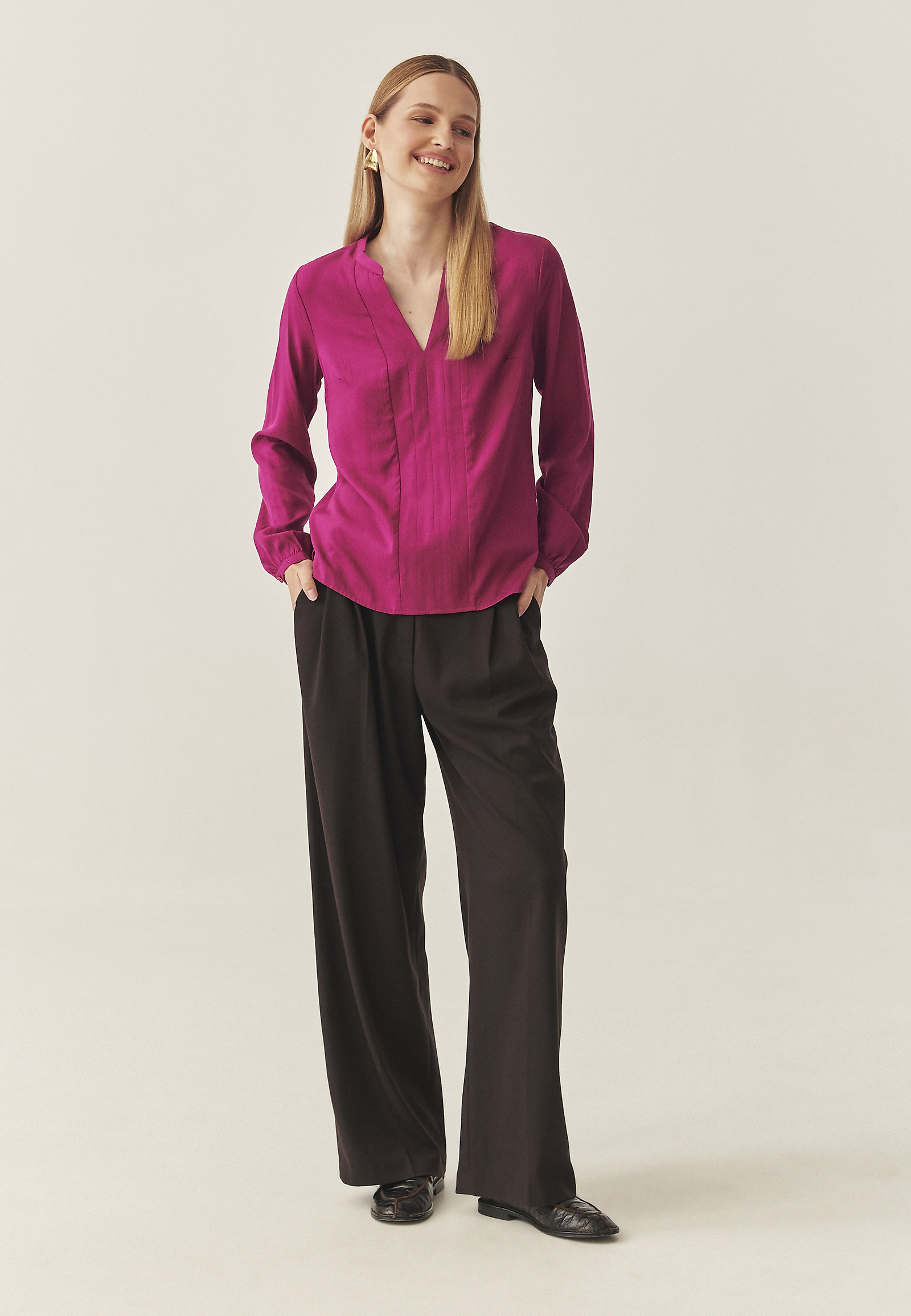 KLASIČNA BLUZA Z DOLGIMI ROKAVI IZ BLAGA - ANITA KLASIČNA BLUZA Z DOLGIMI ROKAVI IZ BLAGA - ANITA VIJOLIČNA 118066
