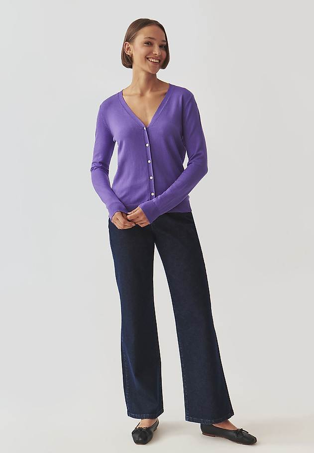 UNBUTTONED LADIES' SWEATER WITH V-NECKLINE - VERA UNBUTTONED LADIES' SWEATER WITH V-NECKLINE - VERA PURPLE 2