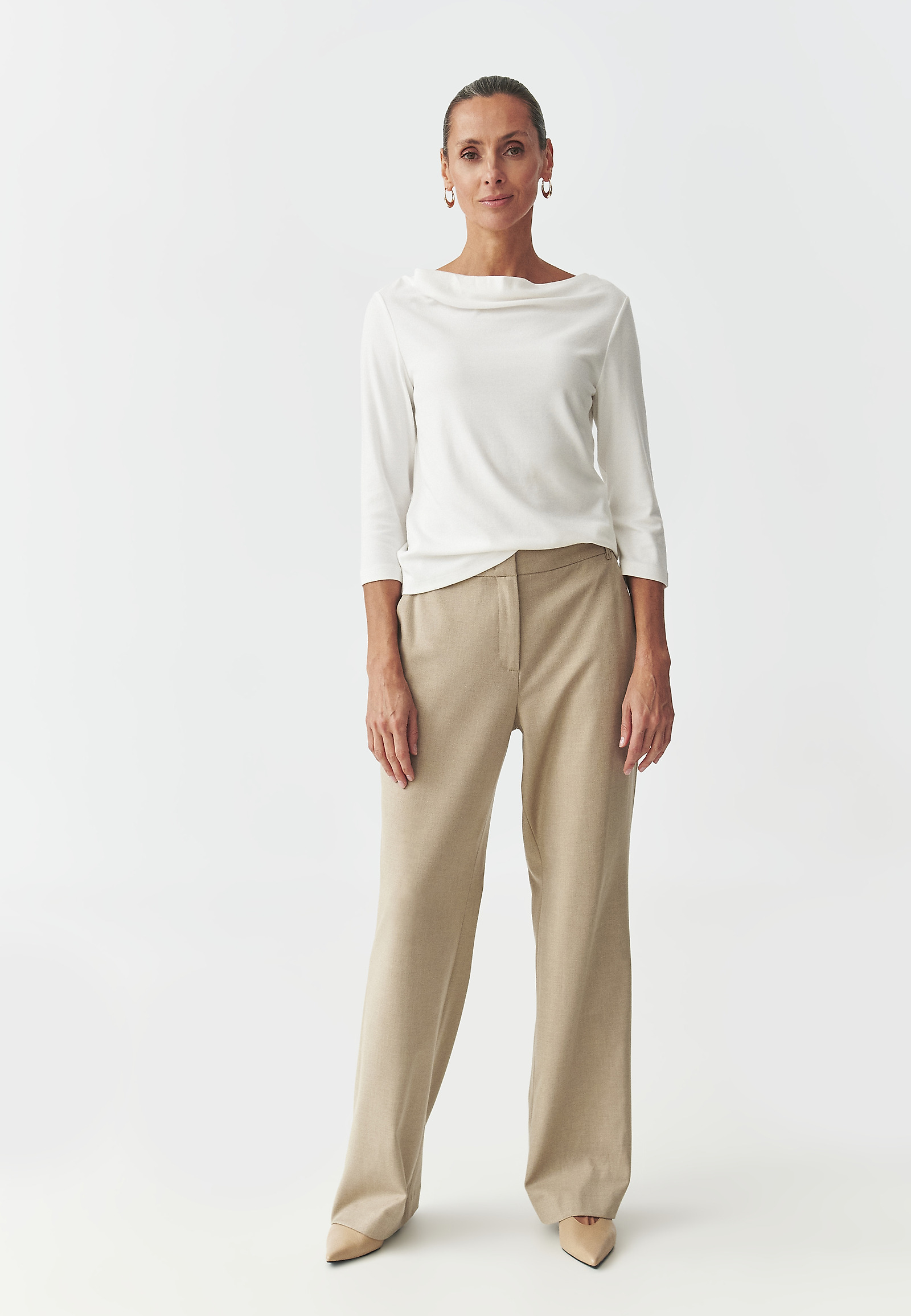 LADIES' KNITTED BLOUSE WITH “WATER” NECKLINE — BLOOM LADIES' KNITTED BLOUSE WITH “WATER” NECKLINE — BLOOM ECRU 106210
