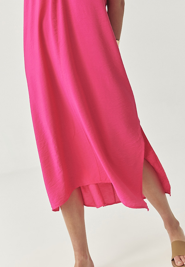 FUCHSIA MAXI RUHA LAZA KIVÁGÁSSAL - OVORITI FUCHSIA MAXI RUHA LAZA KIVÁGÁSSAL - OVORITI RÓZSASZÍN 5