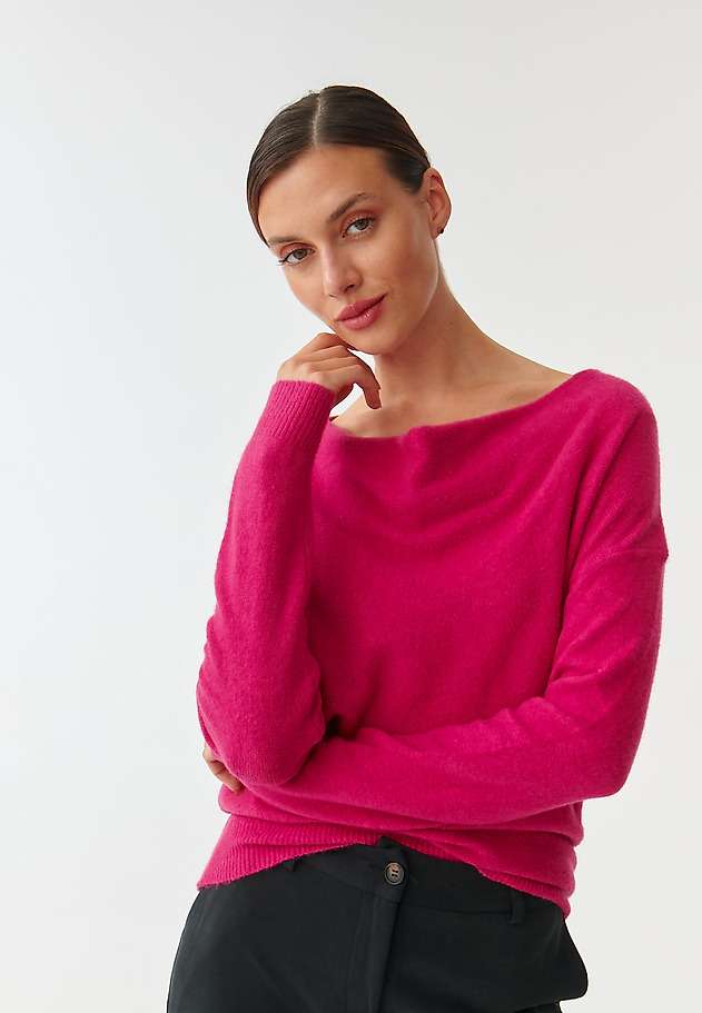 LOOSE LADIES’ SWEATER WITH WATER NECKLINE WODO LOOSE LADIES’ SWEATER WITH WATER NECKLINE WODO RÓŻOWY 3