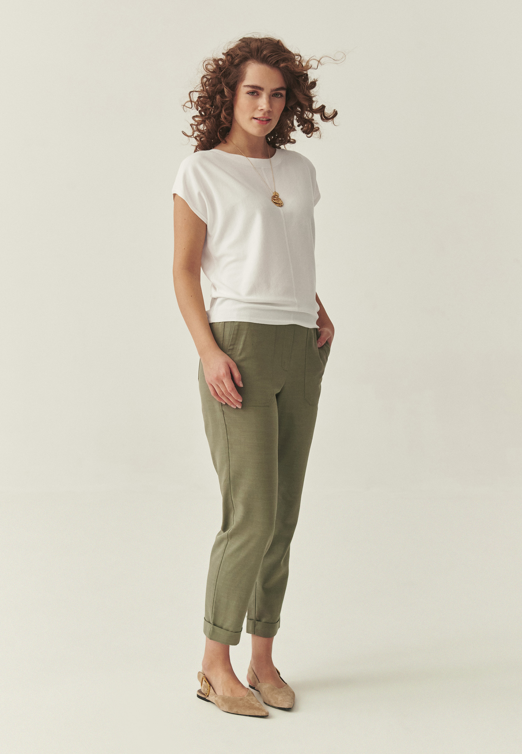 DZIANINOWA BLUZKA Z WISKOZĄ LENZING™ ECOVERO™ - IVENI BIAŁY 2