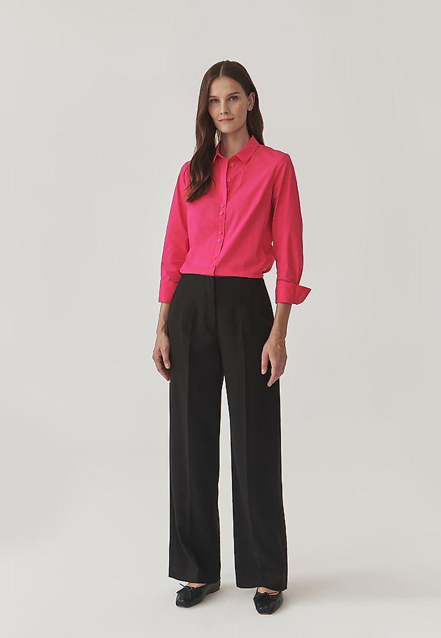 ELEGANT LADIES’ TROUSERS WITH WIDE LEG AND DECORATIVE SEAMS - SERTO ELEGANT LADIES’ TROUSERS WITH WIDE LEG AND DECORATIVE SEAMS - SERTO CZARNY 1