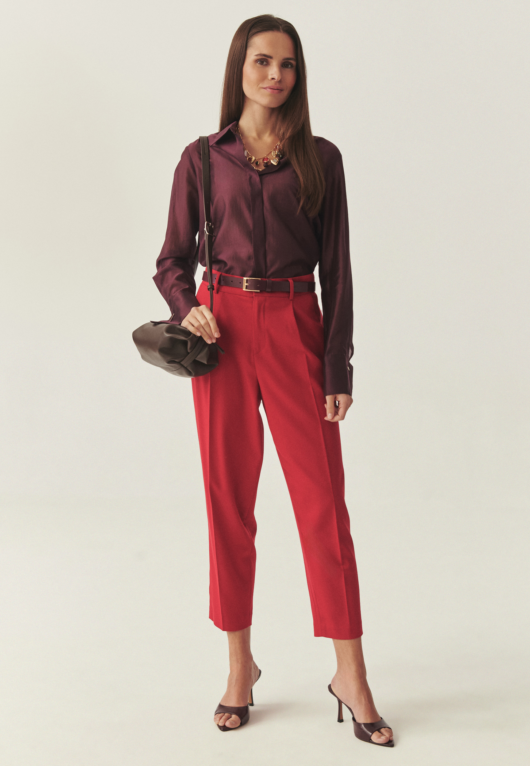 KOMPAKTNÁ DÁMSKA KABELKA – MALENE HNEDÁ 2