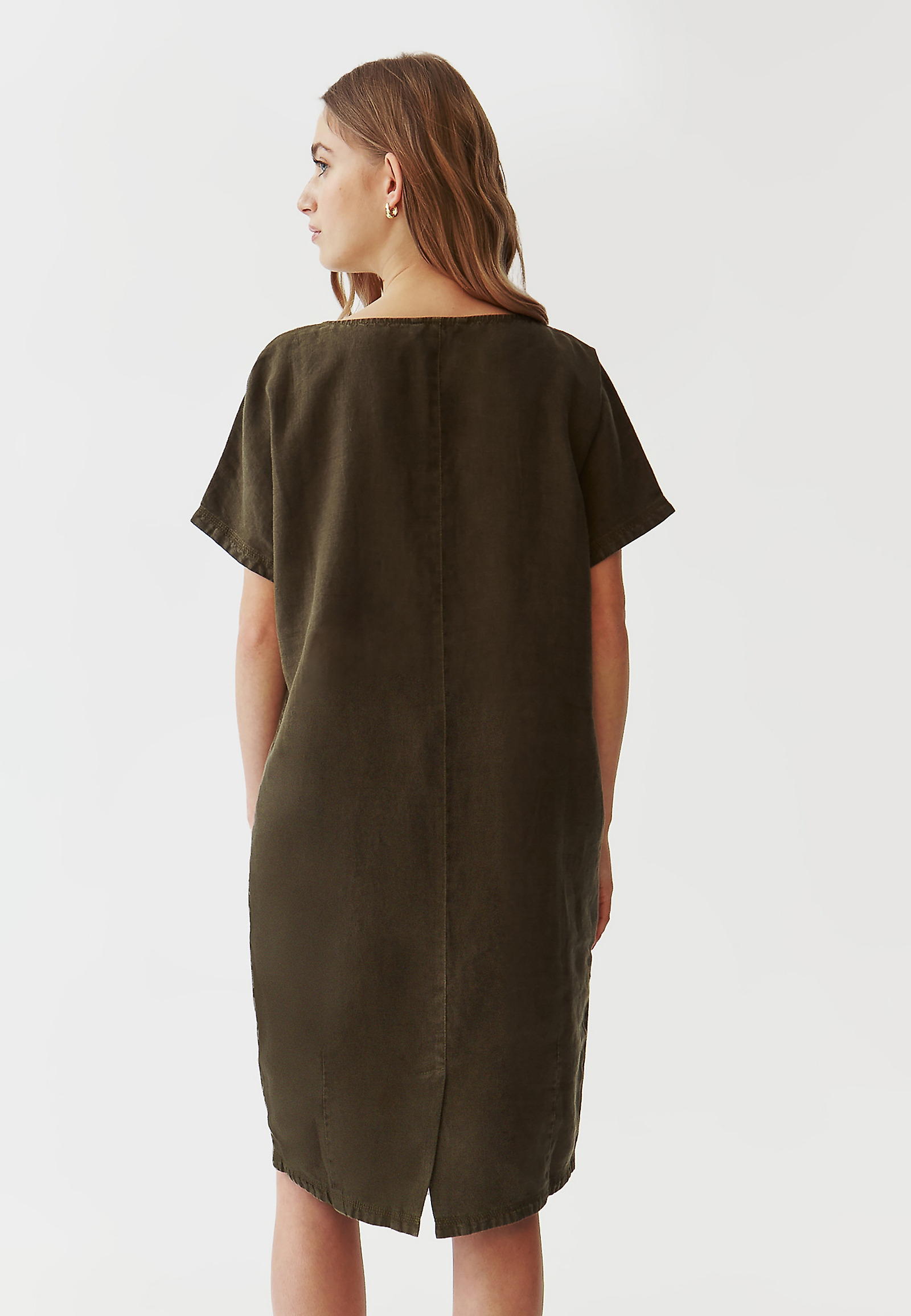 LADIES’ LINEN DRESS IN A BARREL SHAPE - OWERITA 1 LADIES’ LINEN DRESS IN A BARREL SHAPE - OWERITA 1 KHAKI 97035