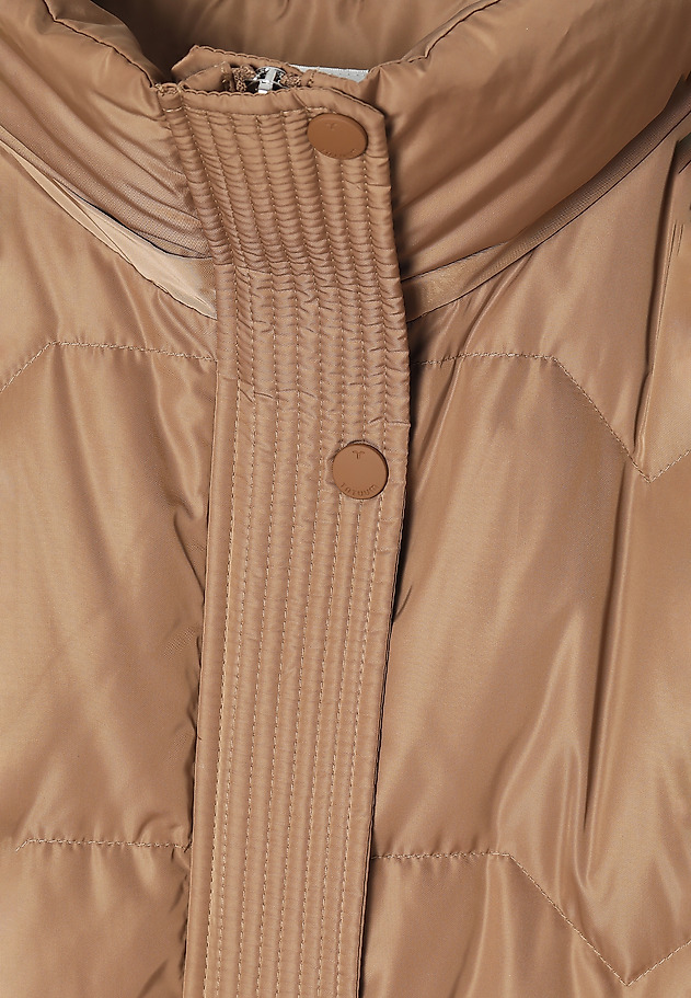 LADIES’ DOWN COAT WITH DETACHABLE HOOD GORTO LADIES’ DOWN COAT WITH DETACHABLE HOOD GORTO BEŻOWY 9