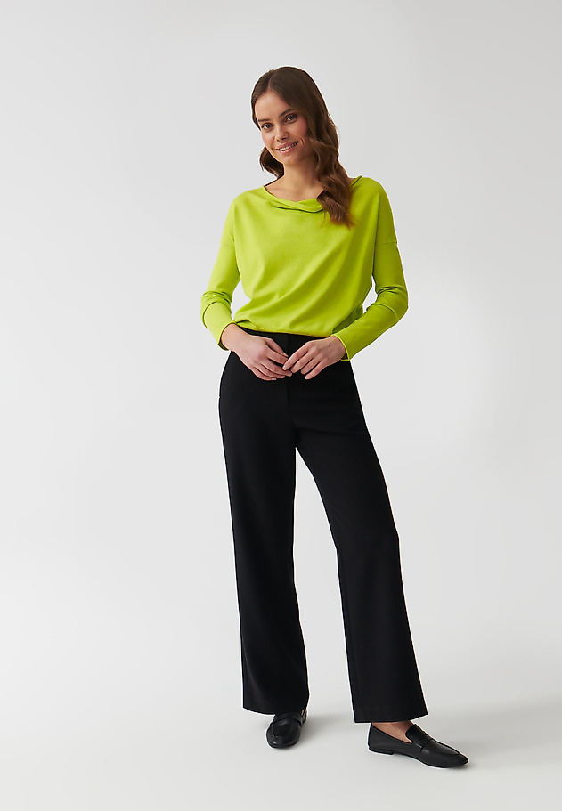 LADIES’ SWEATER WITH WATER NECKLINE - LIVO LADIES’ SWEATER WITH WATER NECKLINE - LIVO ZIELONY 2
