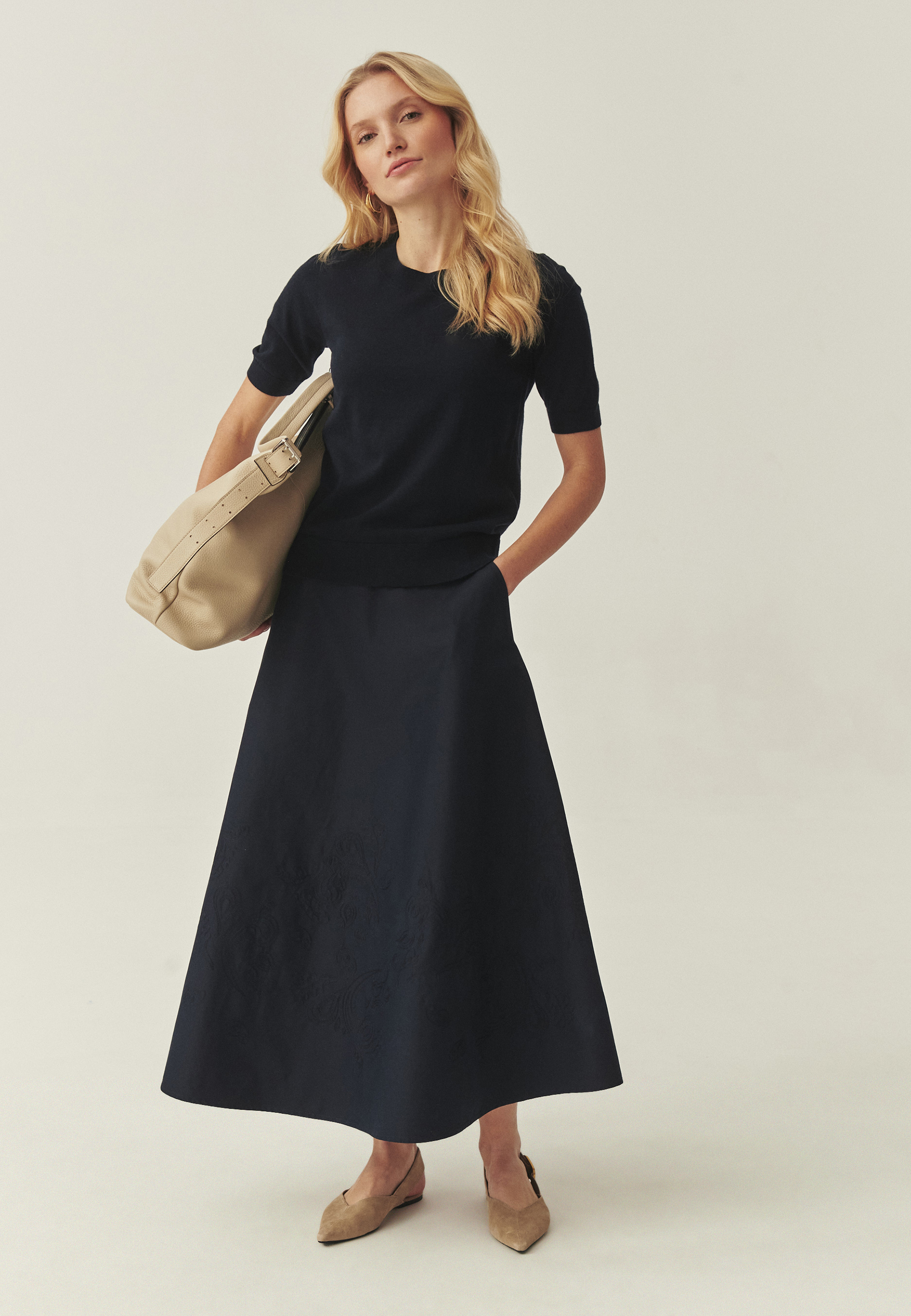 HAFTOWANA SPÓDNICA MIDI - FANRO 1 GRANATOWY 2