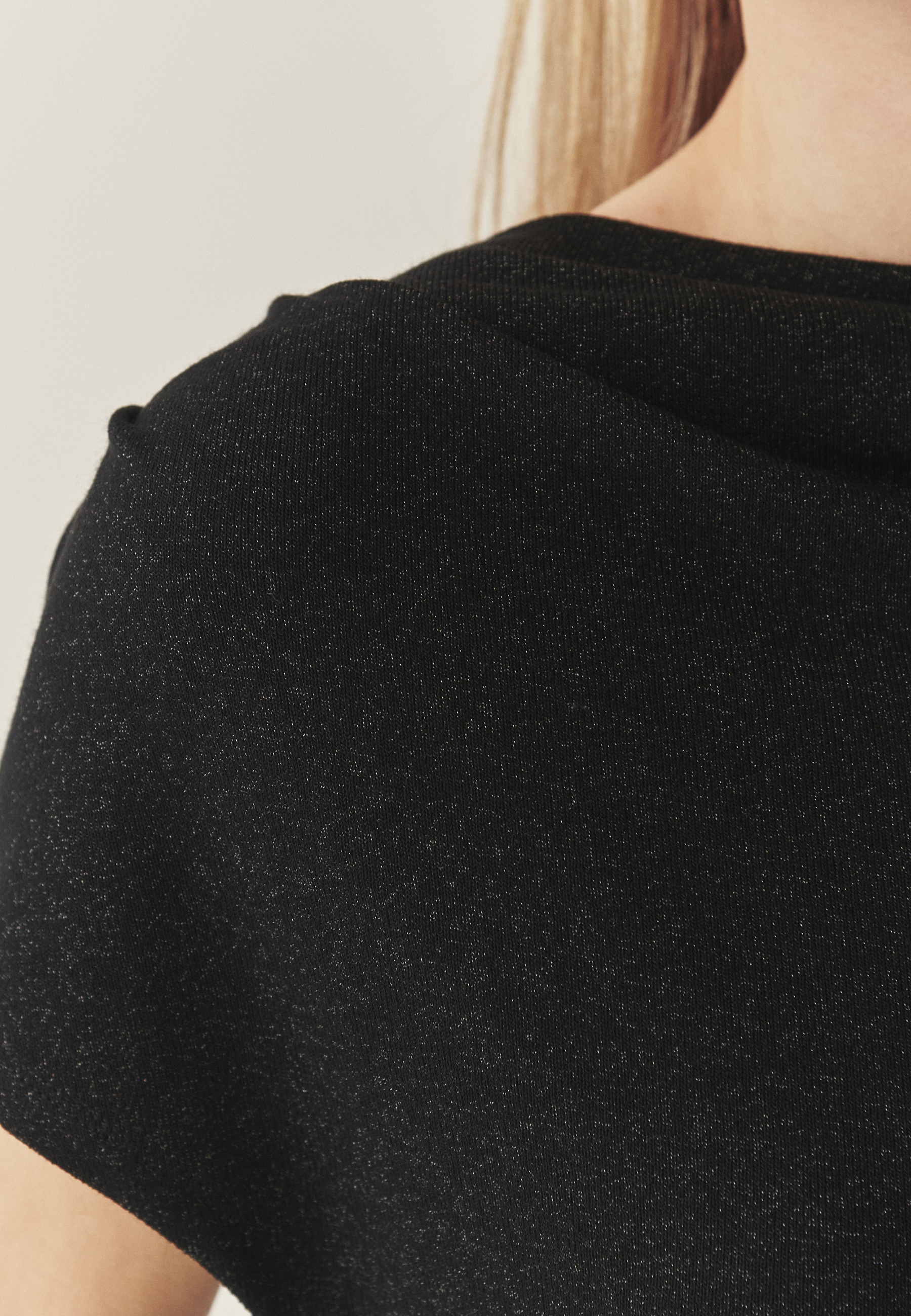 SRADEČA BLUZA Z VISKOZO - BULAN 2 ČRNA 2