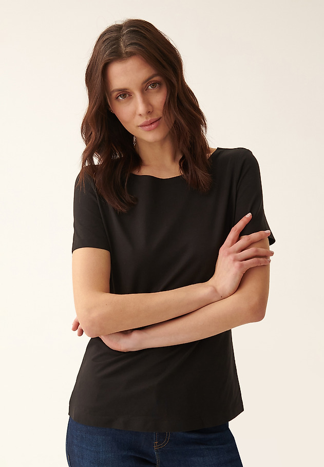 TALIOWANY T-SHIRT DAMSKI MIKAJANA TALIOWANY T-SHIRT DAMSKI MIKAJANA CZARNY 1