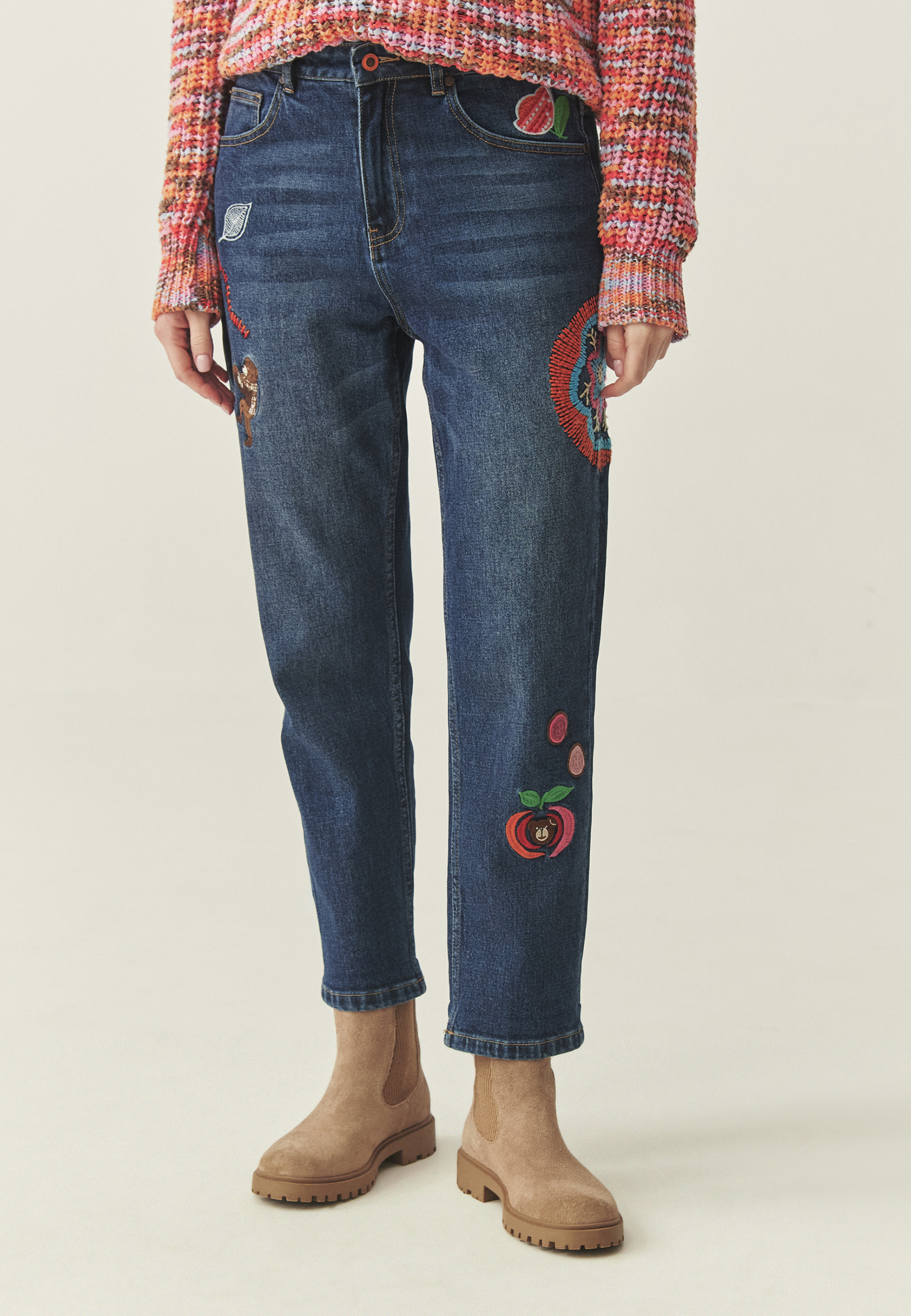 DŽÍNSY S VÝŠIVKOU - MISKO 1