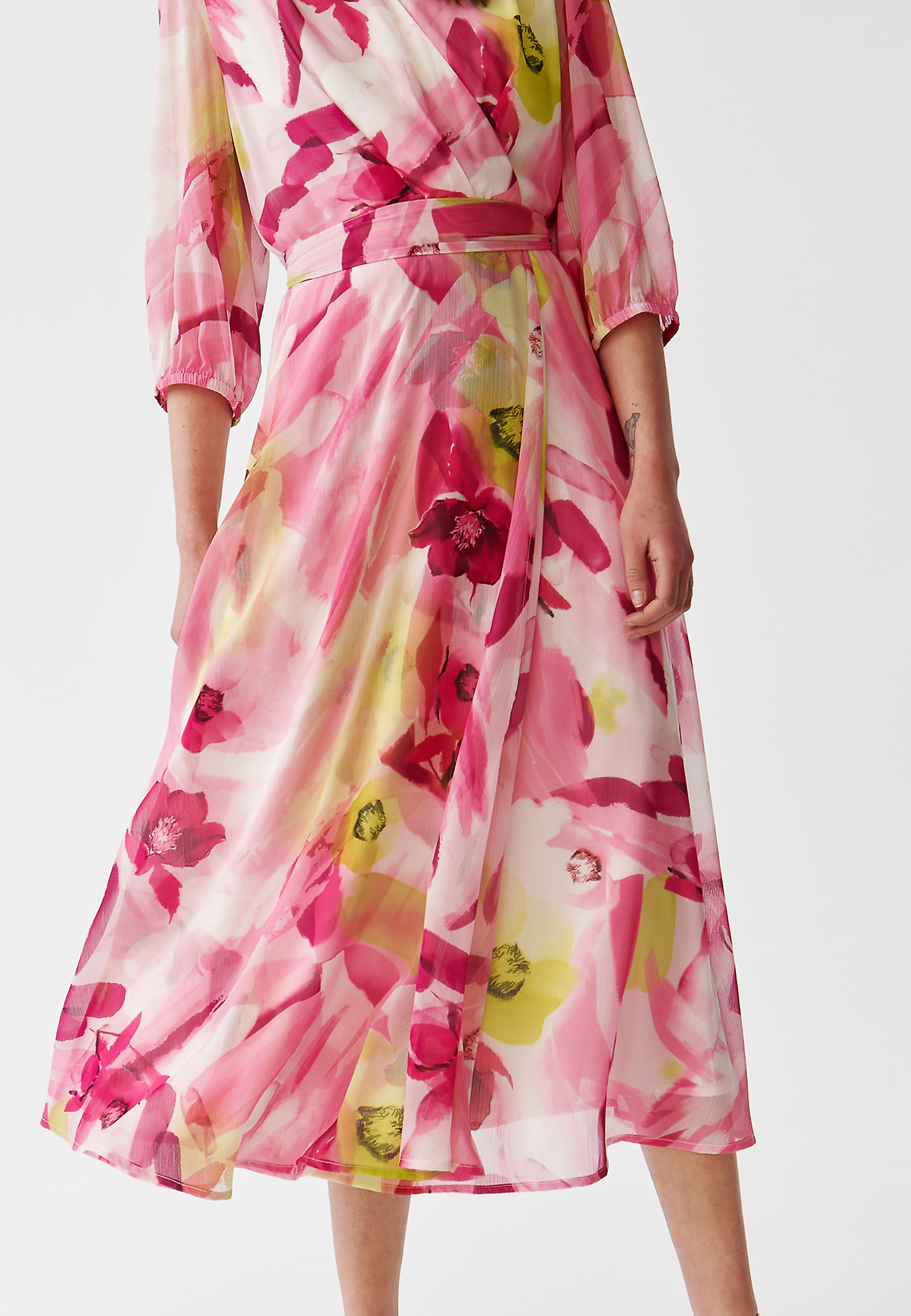 LADIES’ MIDI CHIFFON FLORAL DRESS - DONTRI LADIES’ MIDI CHIFFON FLORAL DRESS - DONTRI MULTICOLOR 96528