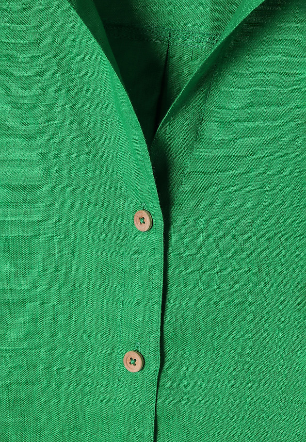 LADIES’ LINEN SHIRT WITH COCONUT BUTTONS - MANDRAGIA 3 LADIES’ LINEN SHIRT WITH COCONUT BUTTONS - MANDRAGIA 3 ZIELONY 7