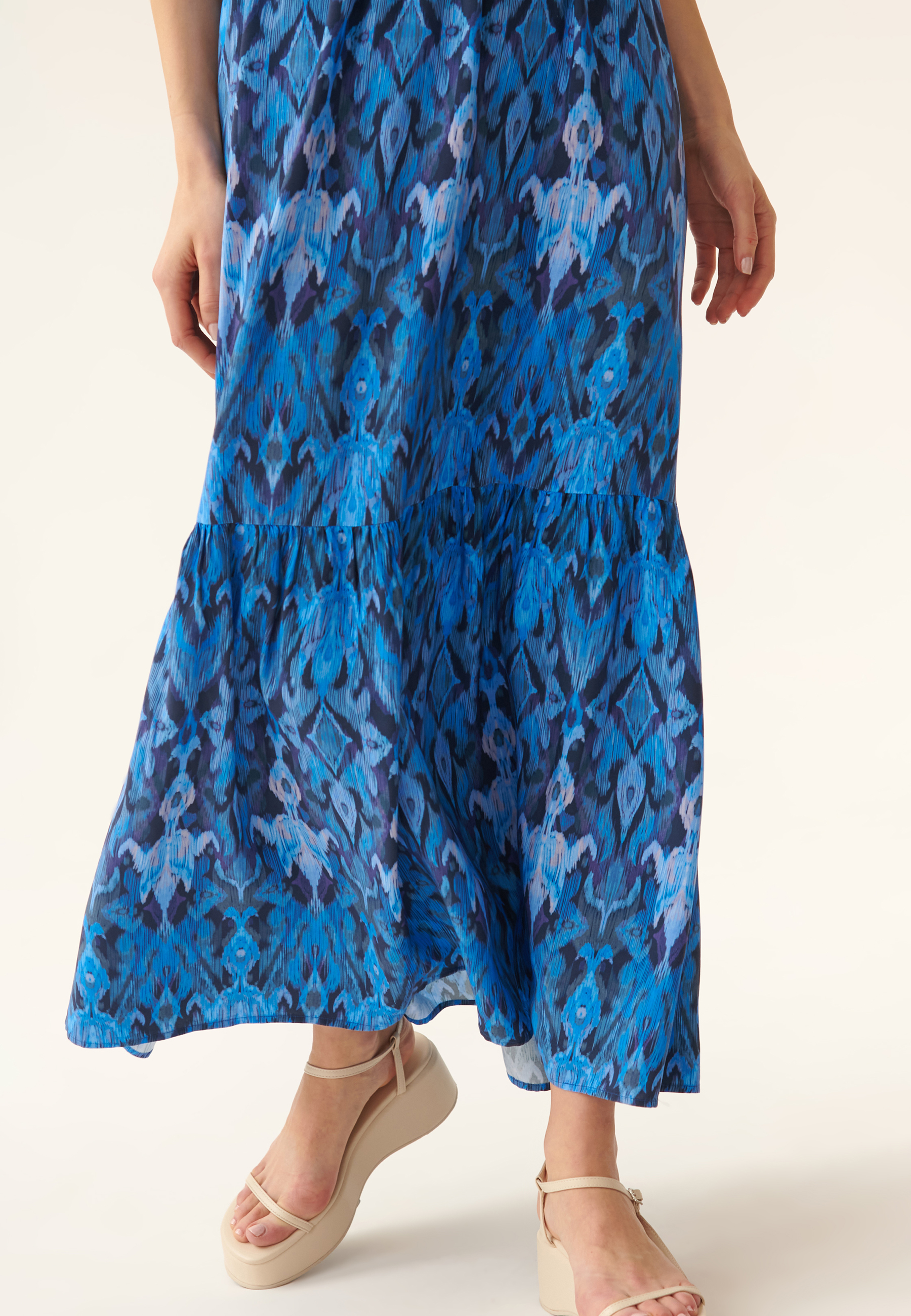 WZORZYSTA SUKIENKA MAXI OROKO 3 MULTIKOLOR 2