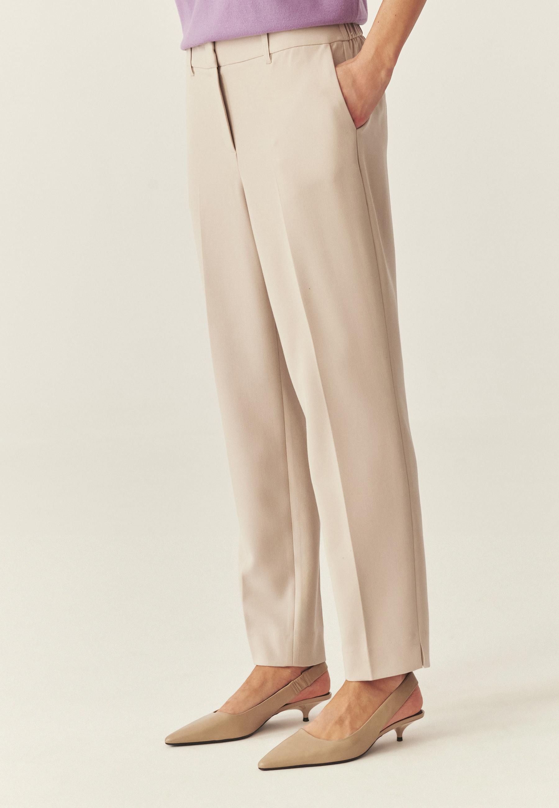 KOSTÝMOVÉ KALHOTY S ROVNÝMI NOHAVICEMI – KOLIA 7