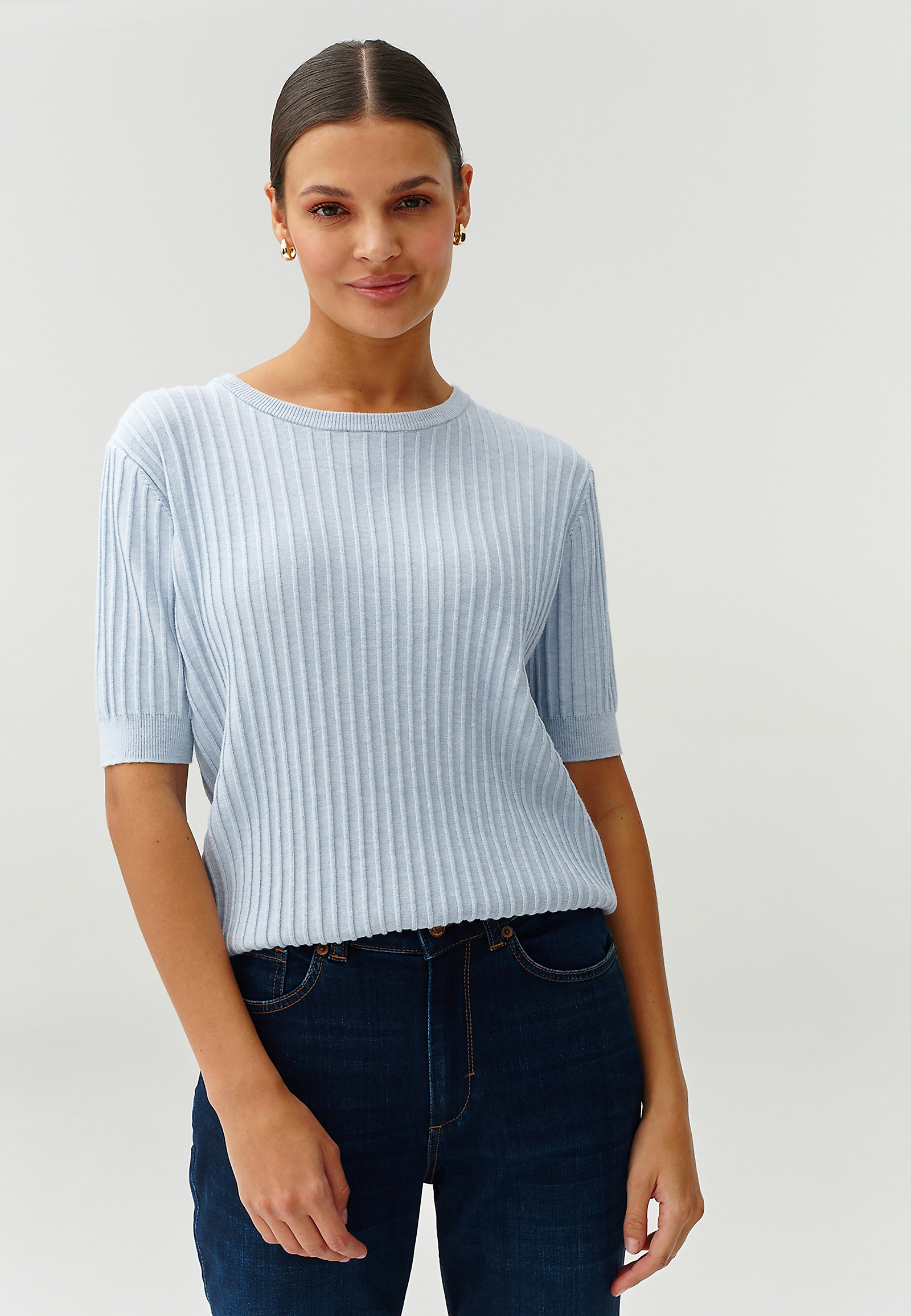 SWETER DAMSKI Z KRÓTKIM RĘKAWEM - BAZO SWETER DAMSKI Z KRÓTKIM RĘKAWEM - BAZO NIEBIESKI 94558