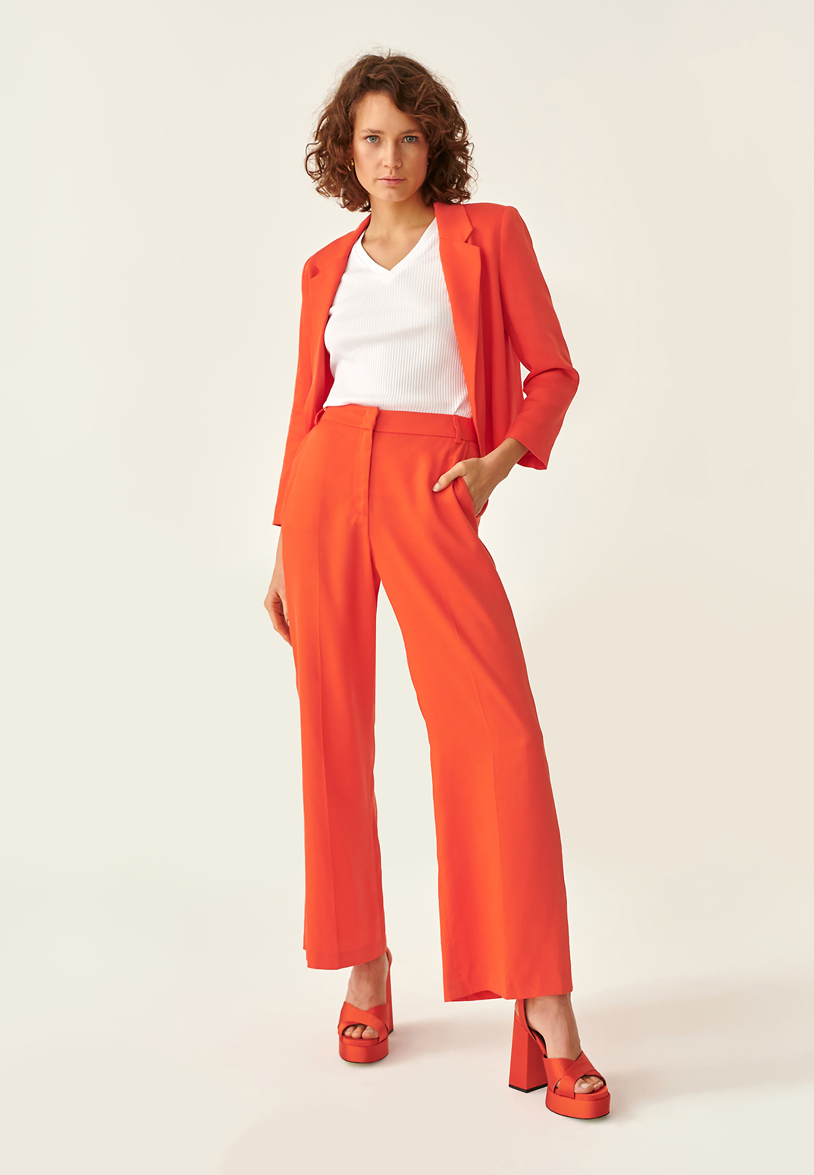 HÖLGYEK RÖVID BLAZER BONA HÖLGYEK RÖVID BLAZER BONA NARANCSSÁRGA 93457