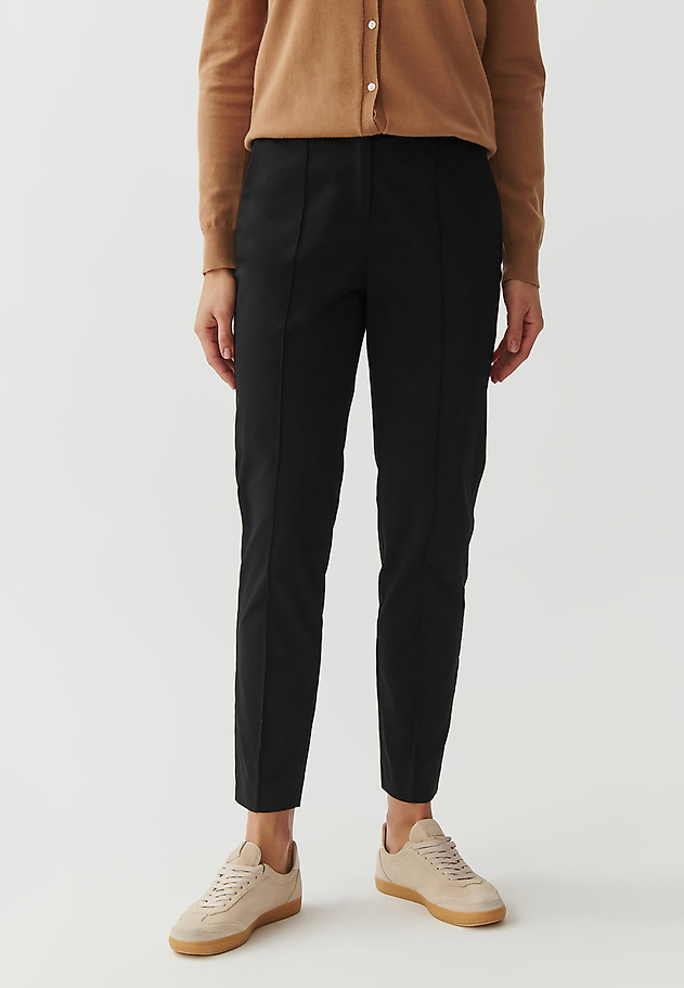LADIES’ TROUSERS WITH STITCHED EDGES - JAKINA LADIES’ TROUSERS WITH STITCHED EDGES - JAKINA CZARNY 2