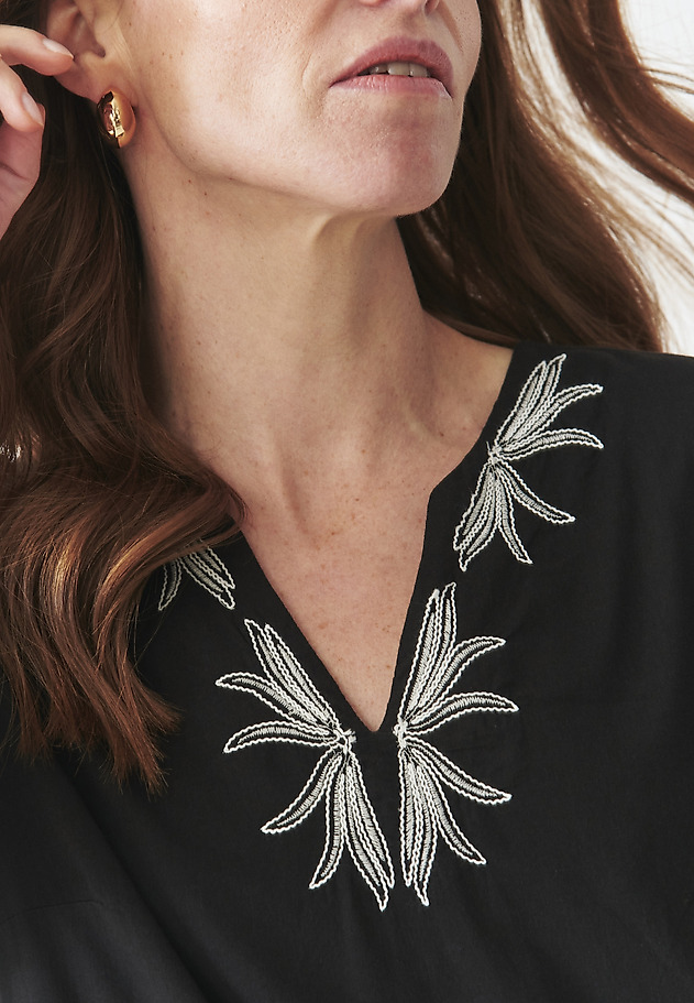 COTTON DRESS WITH EMBROIDERY - AYO COTTON DRESS WITH EMBROIDERY - AYO CZARNY 5