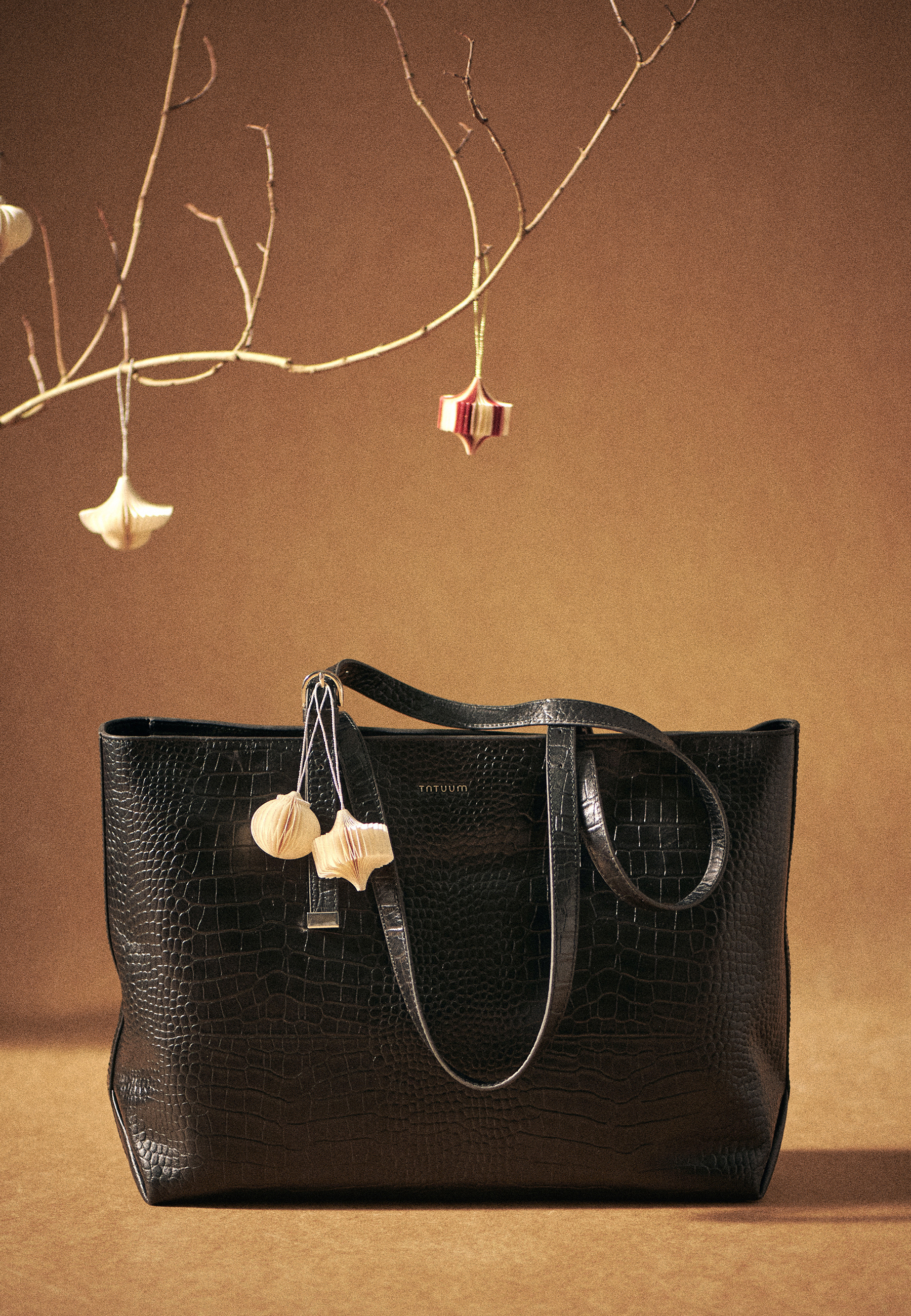 KOŽENÁ NÁKUPNÁ TAŠKA S KOZMETICKOU TAŠTIČKOU - MAHOGANY ČIERNA 2