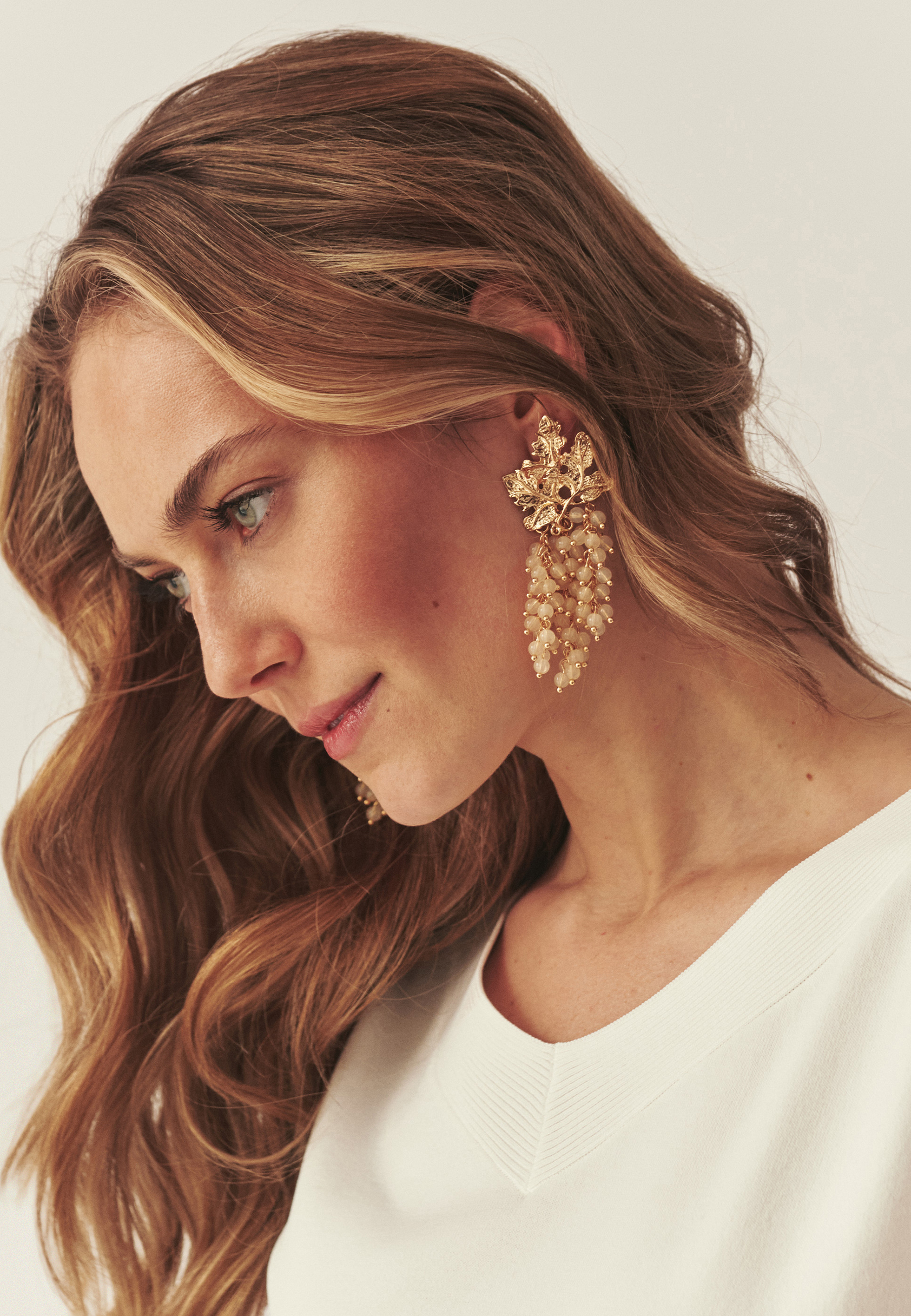 CERCEI CU MOTIV VEGETAL - KAMELIA