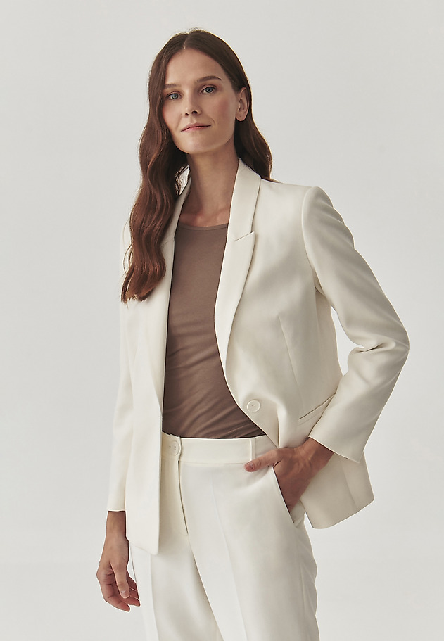 ELEGANT LADIES’ BLAZER - REMELIKA ELEGANT LADIES’ BLAZER - REMELIKA ECRU 6