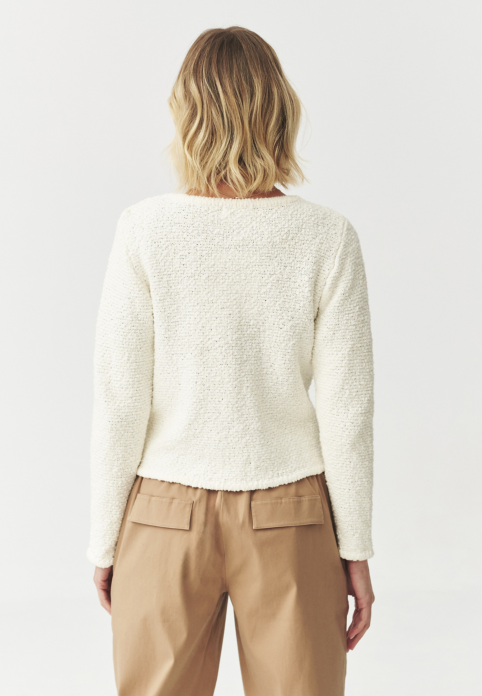 CARDIGAN DIN BUMBAC, CU CROIALĂ TIP CHANEL — SUZY CARDIGAN DIN BUMBAC, CU CROIALĂ TIP CHANEL — SUZY ECRU 105773