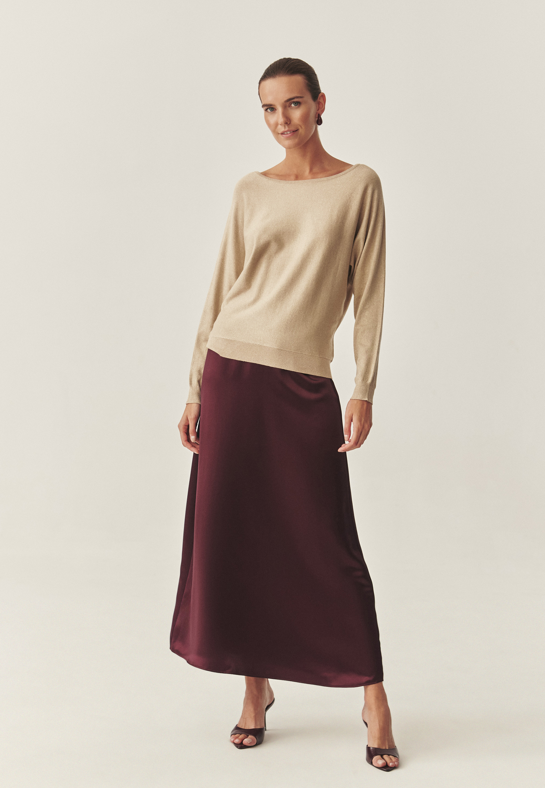 STYLOWY SWETER Z WISKOZĄ - FLARIS 1 BEŻOWY 2