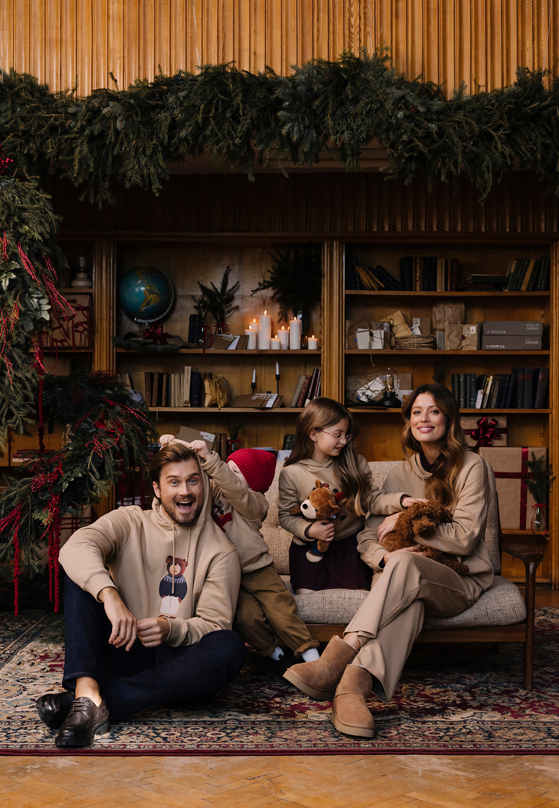 PÁNSKA ÚPLETOVÁ MIKINA S POTLAČOU MACKA UŠKA – OLEG BÉŽOVÁ 2