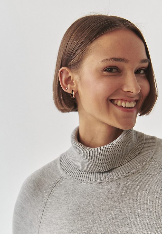 CLASSIC LADIES' TURTLENECK SWEATER - NEKOKI CLASSIC LADIES' TURTLENECK SWEATER - NEKOKI SZARY 4