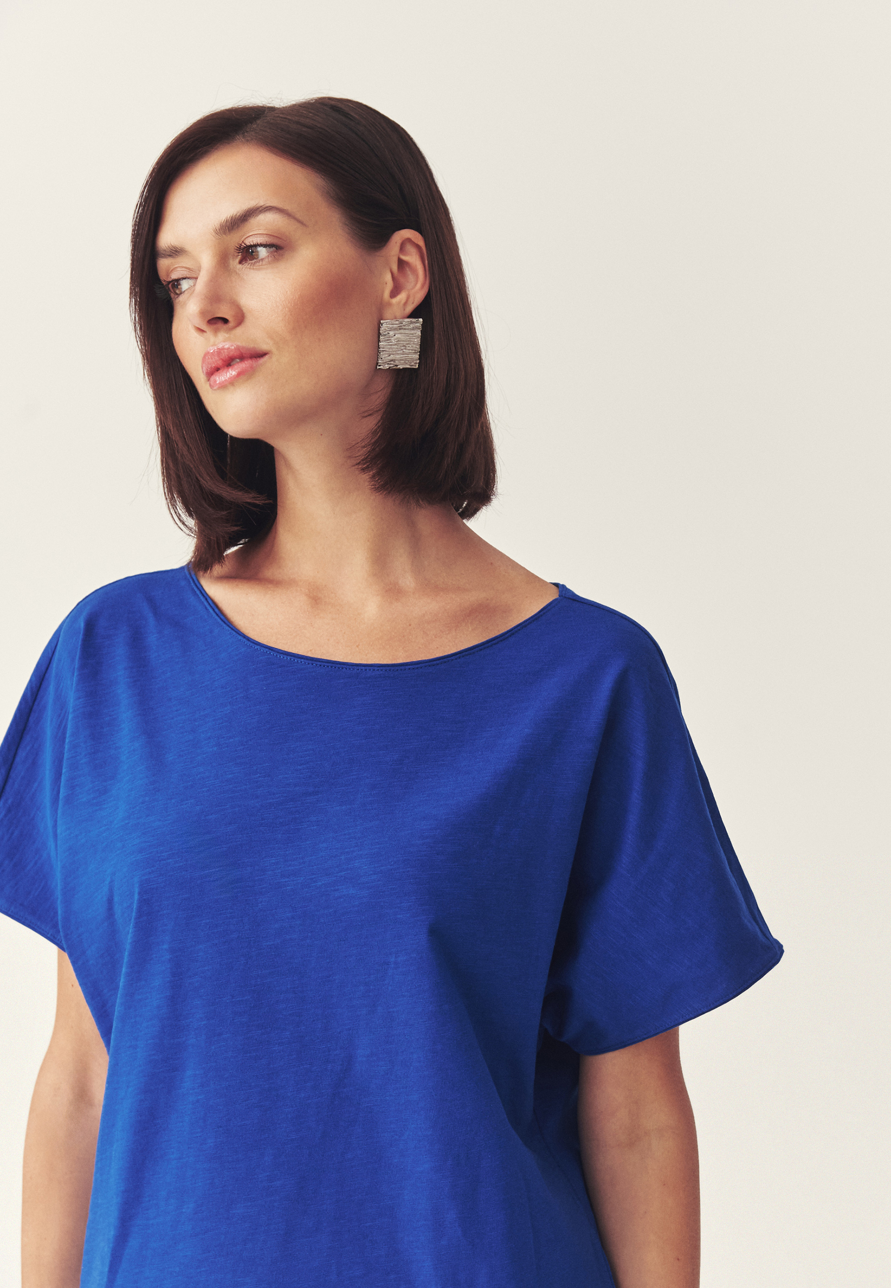 DÁMSKE BAVLNENÉ TRIČKO – OKONOS MODRÁ 2