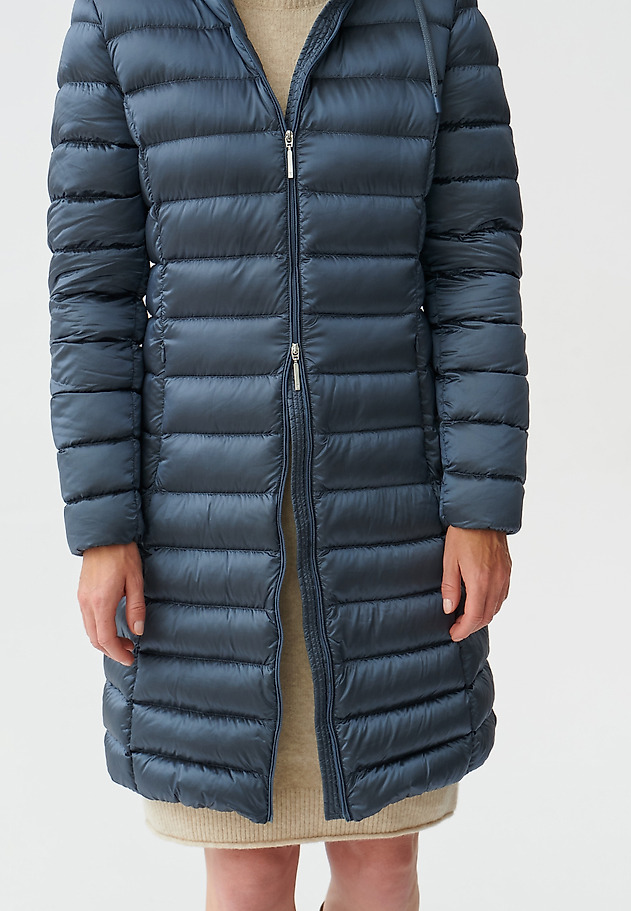 DAMSKI PRILEGAJOČI SE PUFFER PLAŠČ ATKO DAMSKI PRILEGAJOČI SE PUFFER PLAŠČ ATKO MODRA 6
