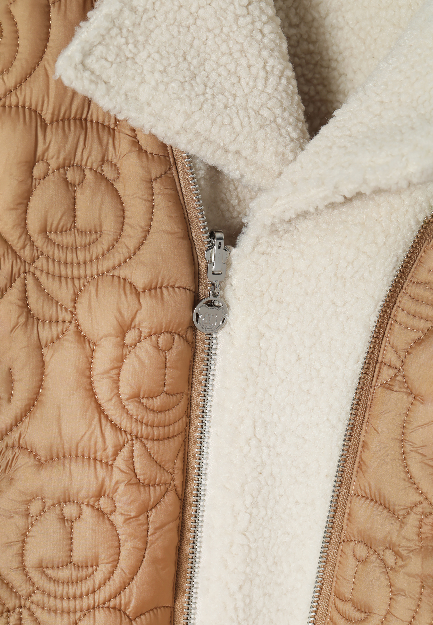 DWUSTRONNA TKANINOWA KURTKA DAMSKA PIKOWANA W MISIA USZATKA BANKARIA BEŻOWY 2