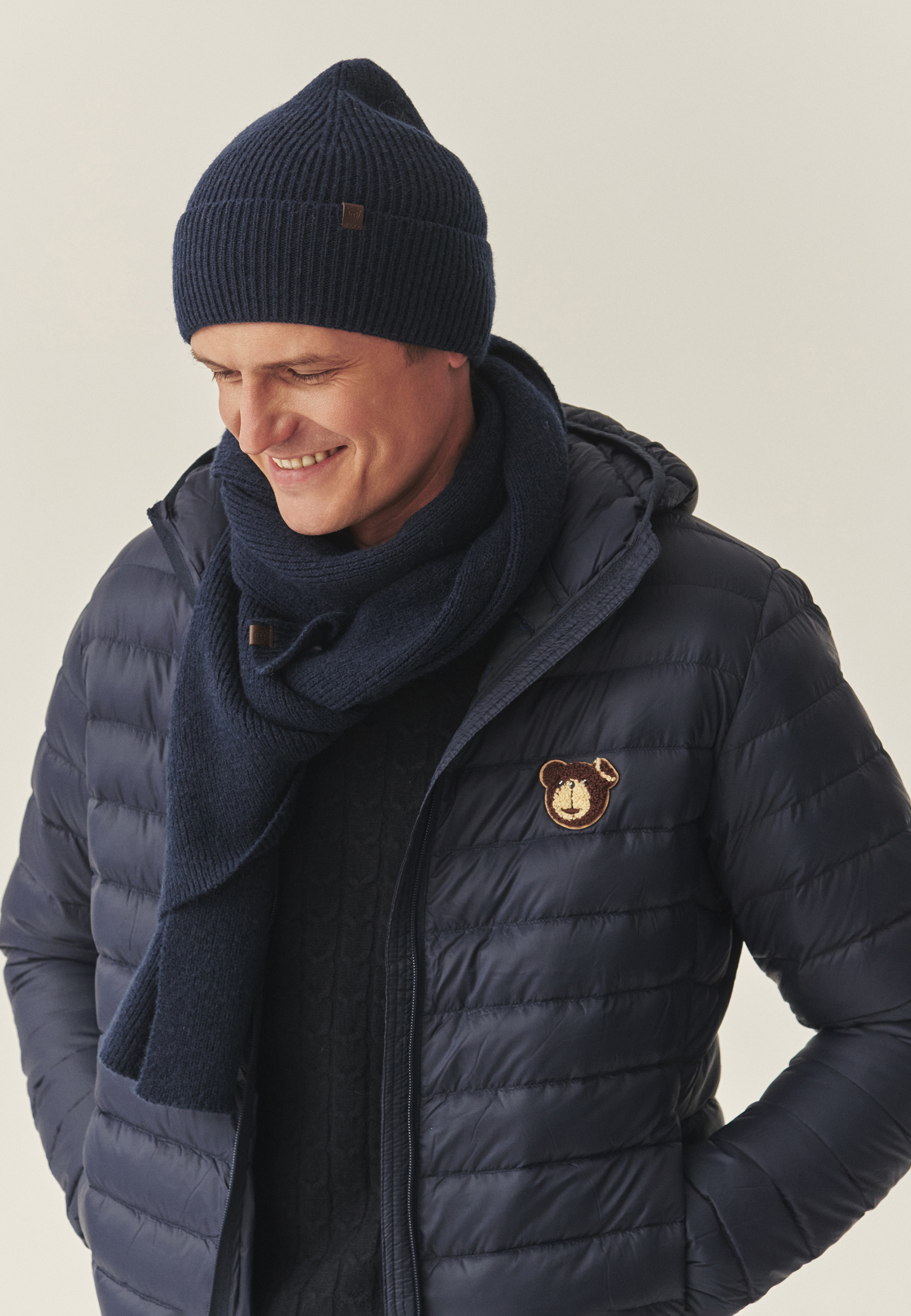 MĘSKA CZAPKA Z DOMIESZKĄ WEŁNY - VELLUM GRANATOWY 2