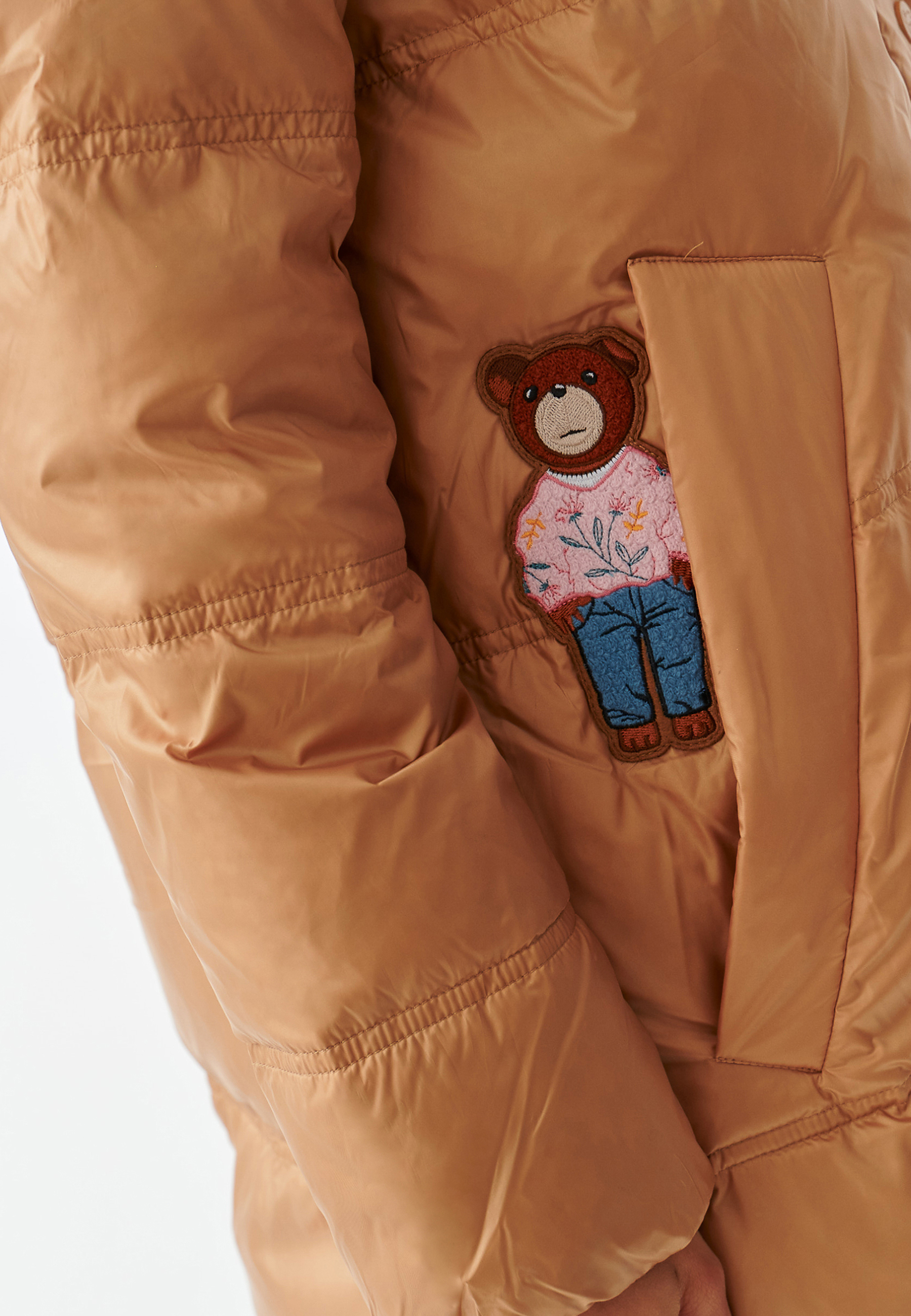 DAMSKA KURTKA PUCHOWA Z KAPTUREM Z FUTERKIEM GOTA BEŻOWY 2