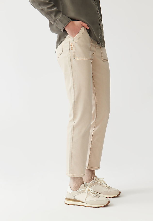 LADIES’ SLIGHTLY TAPERED TROUSERS - MERO LADIES’ SLIGHTLY TAPERED TROUSERS - MERO BEŻOWY 5