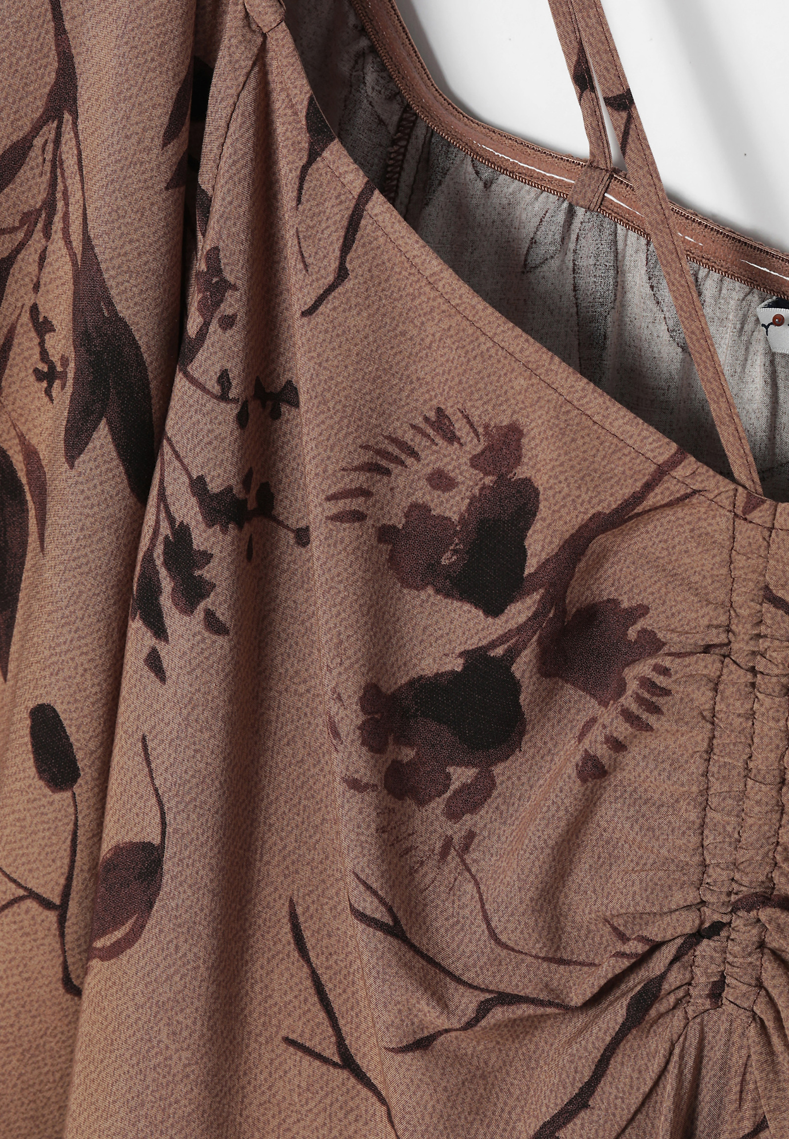 LETNIA SUKIENKA W KWIATOWY PRINT PALMIKA LETNIA SUKIENKA W KWIATOWY PRINT PALMIKA MULTIKOLOR 87938