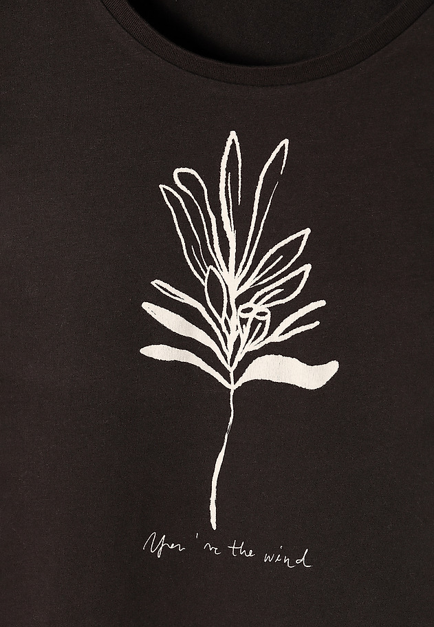 ANTONIA 2 NŐI PÓLÓ NÖVÉNY MOTÍVUMMAL ANTONIA 2 NŐI PÓLÓ NÖVÉNY MOTÍVUMMAL BARNA 7