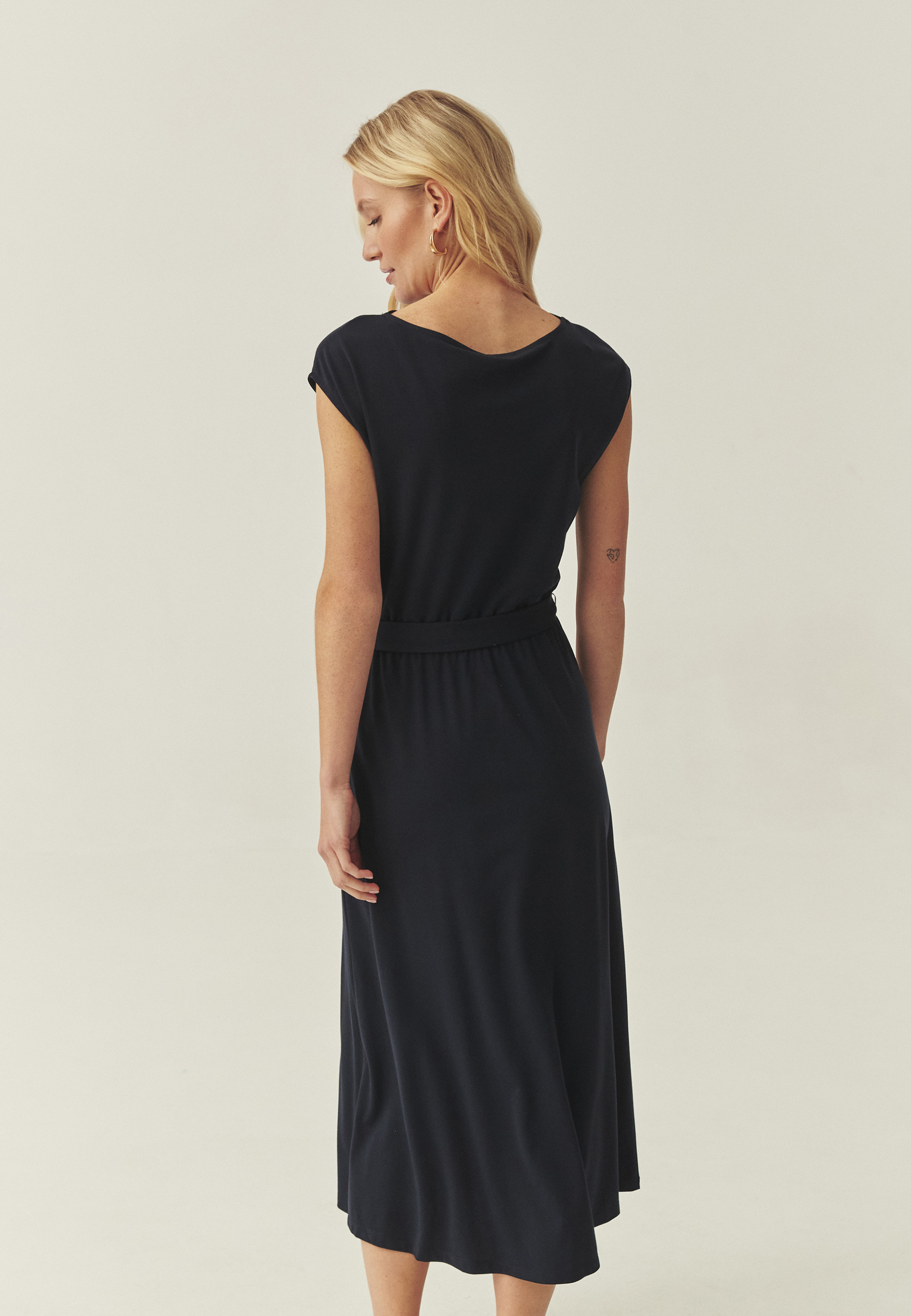 ROCHIE MIDI TRICOTATĂ - AVI BLEUMARIN 2