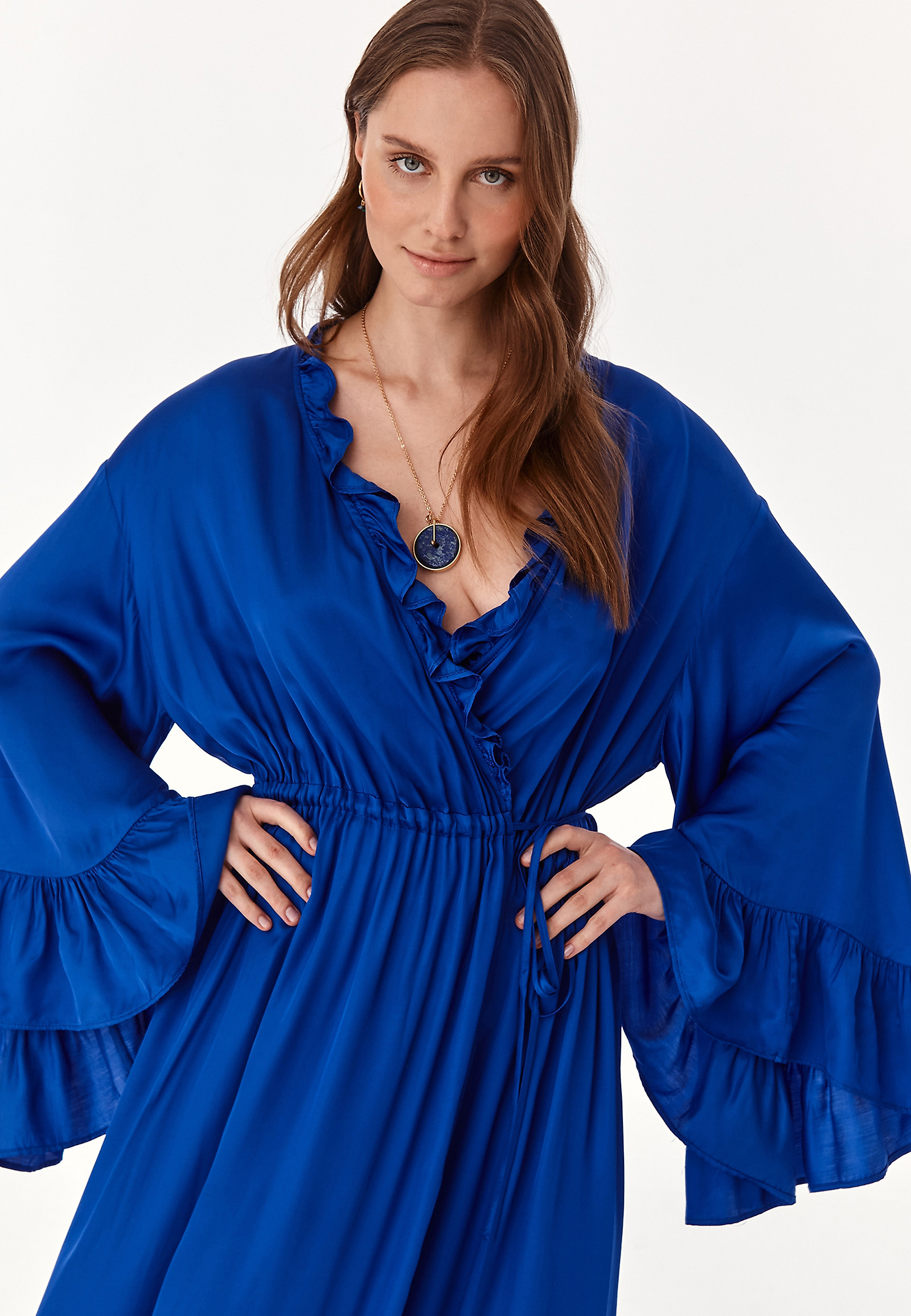 KOLEKCJA BLOOMING: SUKIENKA Z FALBANAMI ZENIA KOLEKCJA BLOOMING: SUKIENKA Z FALBANAMI ZENIA NIEBIESKI 84508