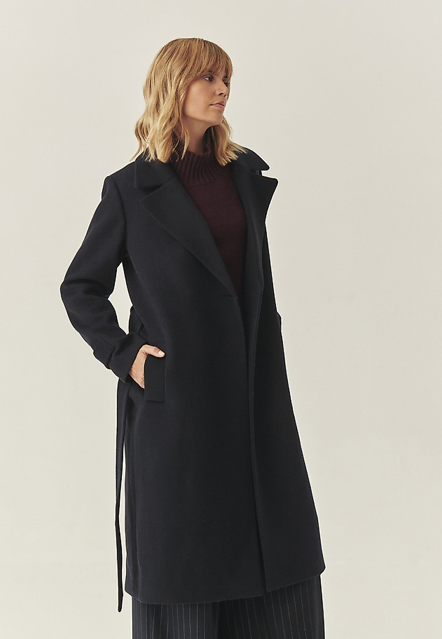 WOOL COAT WITH BELT - SIDE WOOL COAT WITH BELT - SIDE TMAVĚ MODRÁ 1