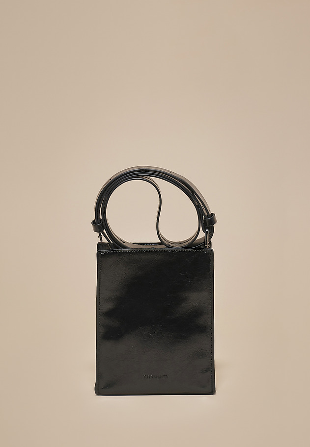 KOMPAKTNÍ ČERNÁ KABELKA – MIDNIGHT SPARKLE KOMPAKTNÍ ČERNÁ KABELKA – MIDNIGHT SPARKLE ČERNÁ 1