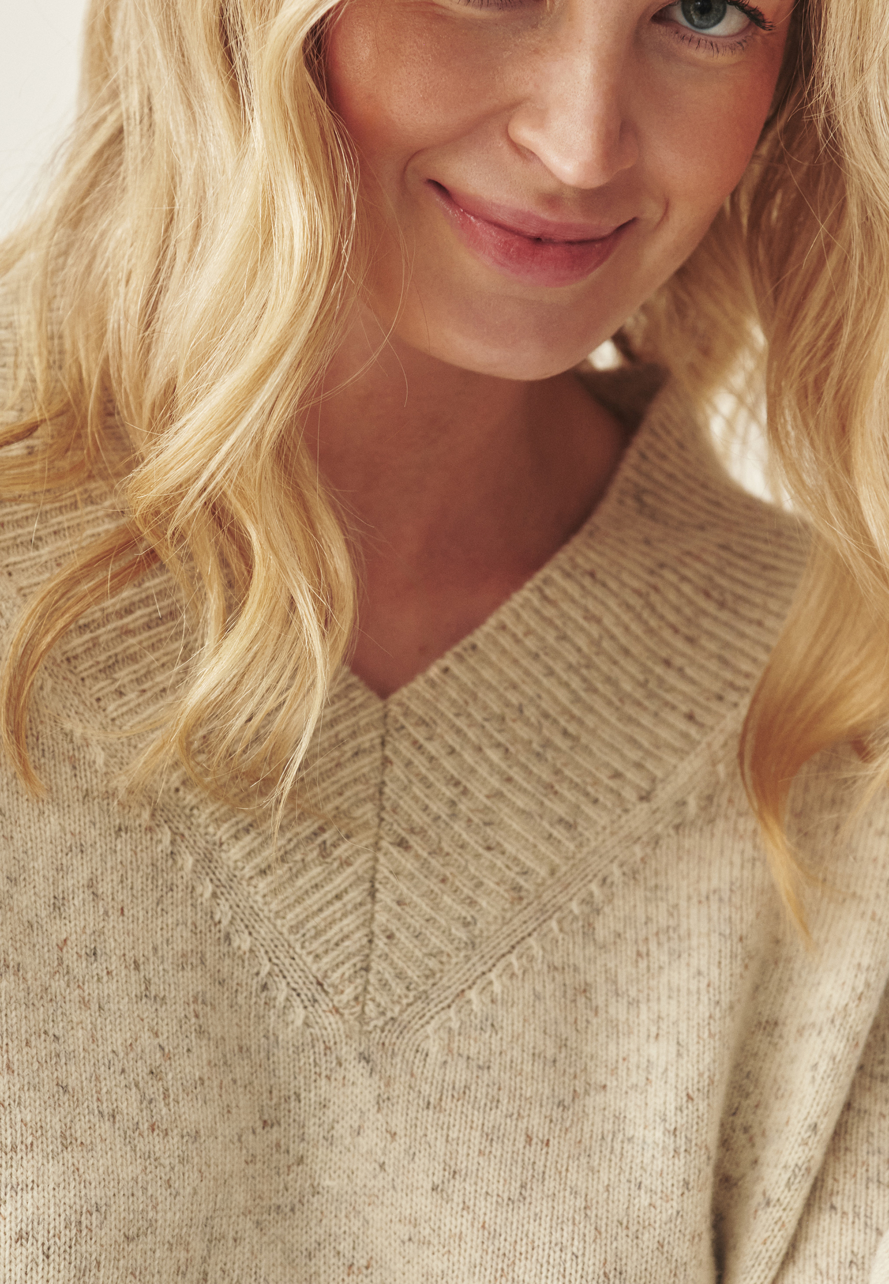 WOOL JUMPER WITH SLITS - INOLA ECRU 2