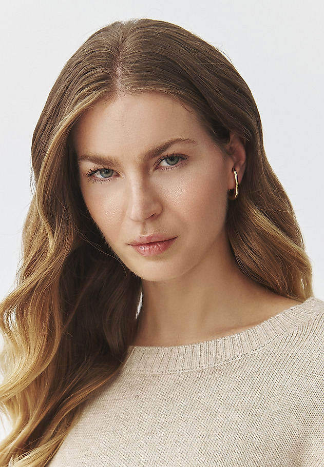 ELEGANCKIE KOLCZYKI W ZŁOTYM KOLORZE — STINE ELEGANCKIE KOLCZYKI W ZŁOTYM KOLORZE — STINE ZŁOTY 1