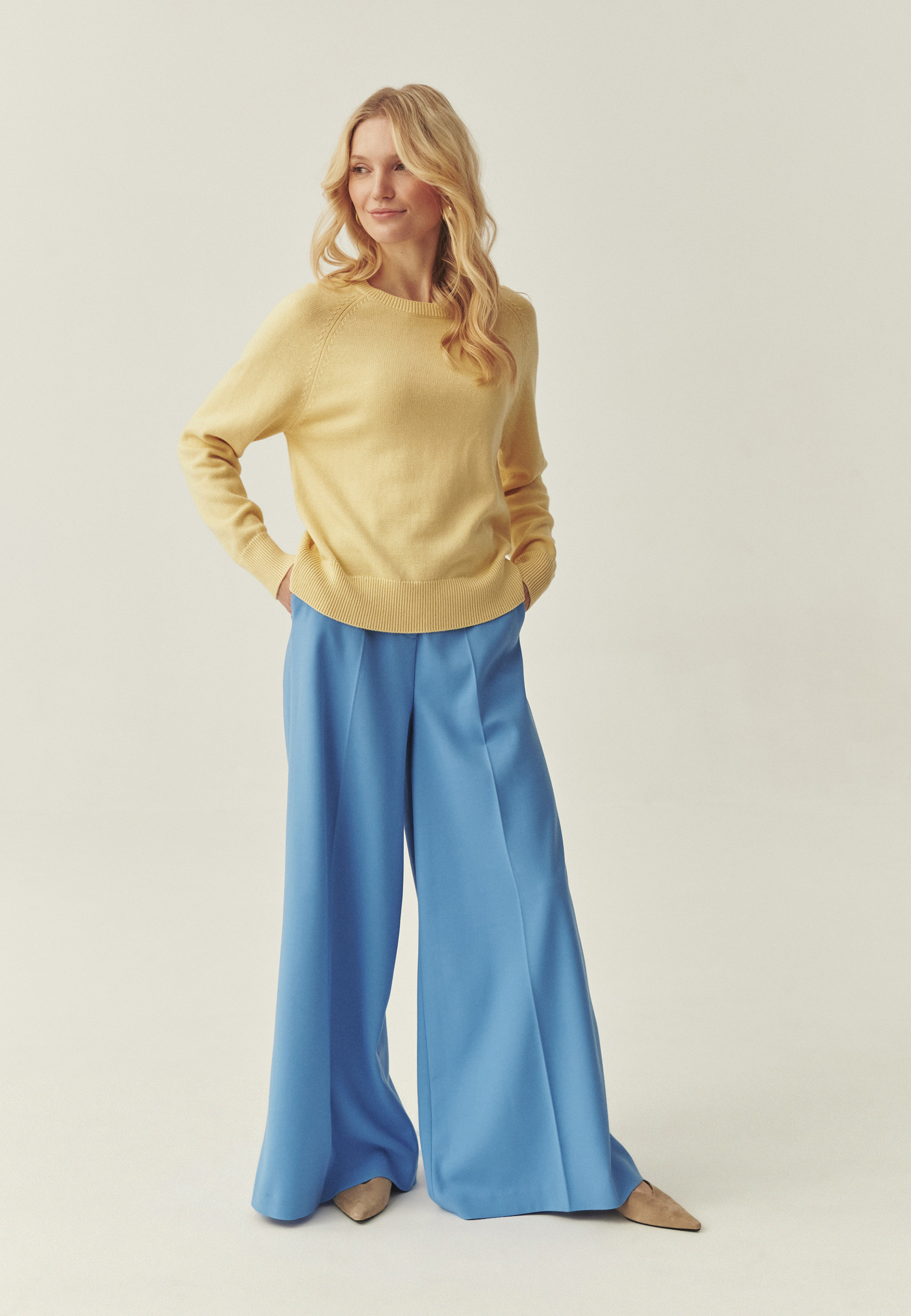 CASUALOWY SWETER Z BAWEŁNĄ - GALLA