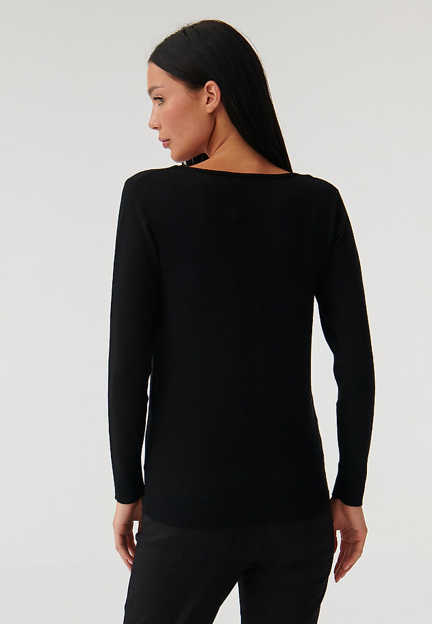 KLASYCZNY SWETER DAMSKI TESSA 1 KLASYCZNY SWETER DAMSKI TESSA 1 CZARNY 3