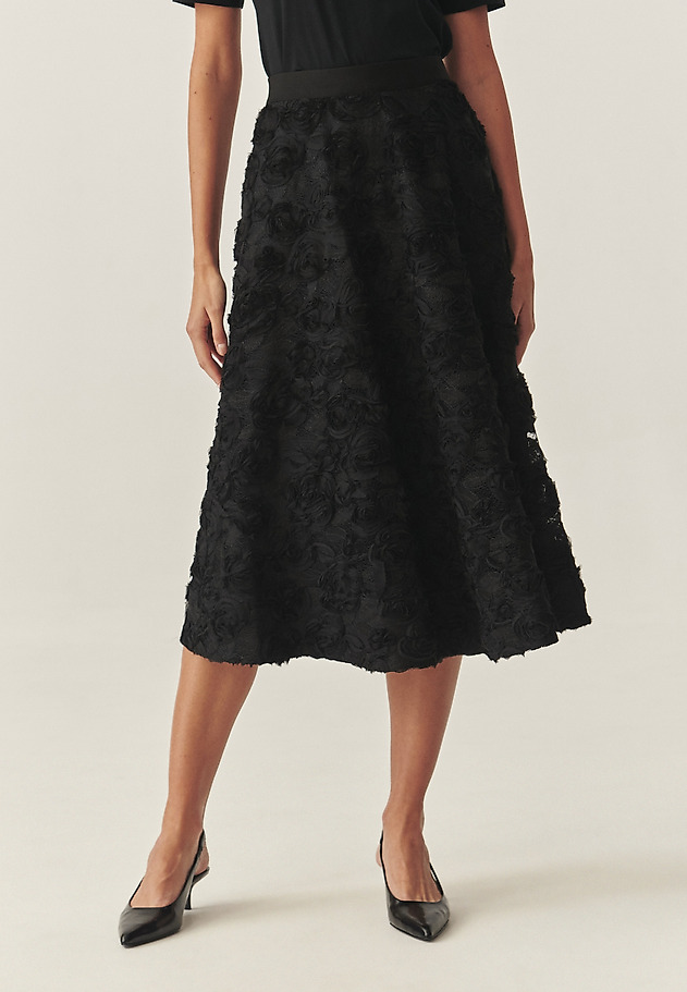 FLARED SKIRT WITH FLORAL DESIGNS - DIANAKA 2 FLARED SKIRT WITH FLORAL DESIGNS - DIANAKA 2 BLACK 3