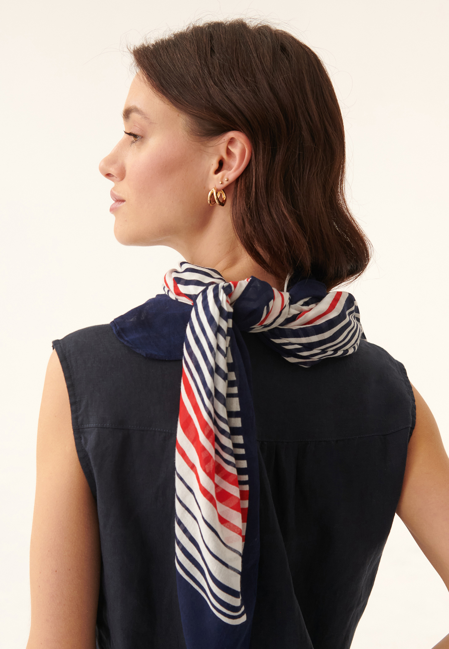 DÁMSKA PRUHOVANÁ ŠATKA GRINI