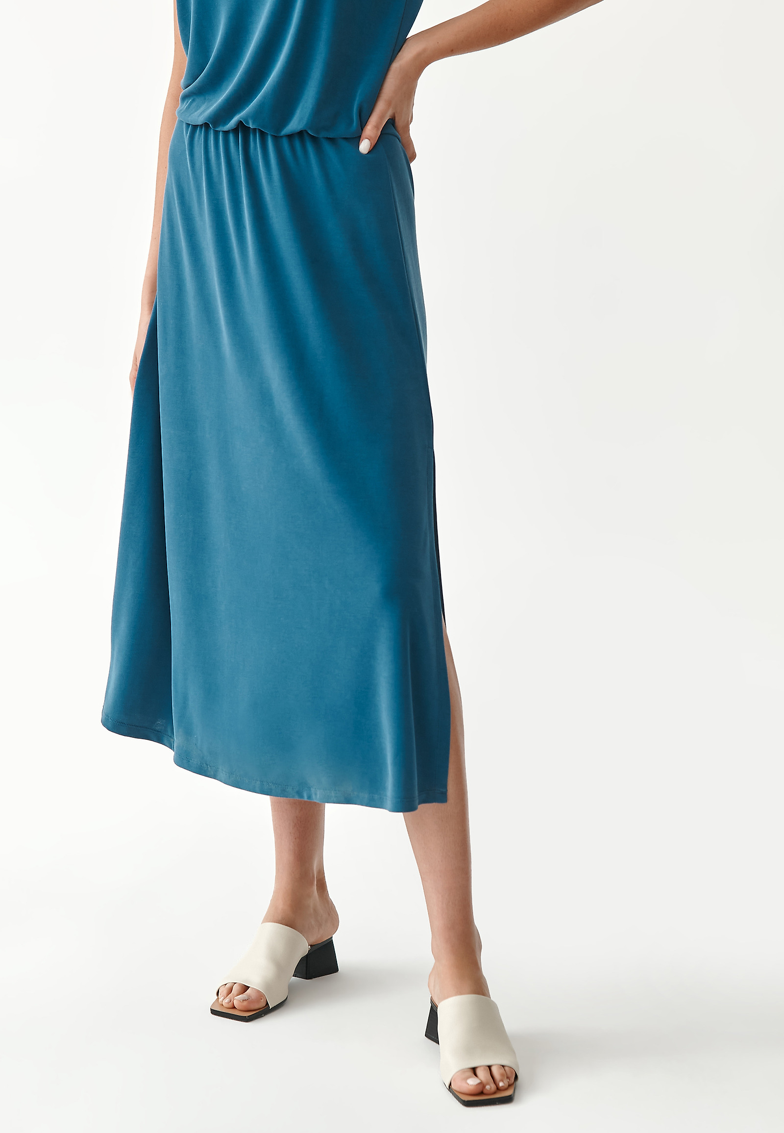 KNITTED SLEEVELESS LADIES' DRESS  JASMIKO KNITTED SLEEVELESS LADIES' DRESS  JASMIKO BLUE 80690