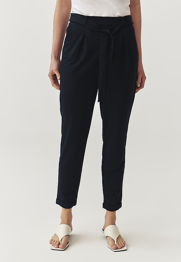 LADIES’ TROUSERS WITH A TIED STRING - ZAMIRIA 1 LADIES’ TROUSERS WITH A TIED STRING - ZAMIRIA 1 GRANATOWY 2